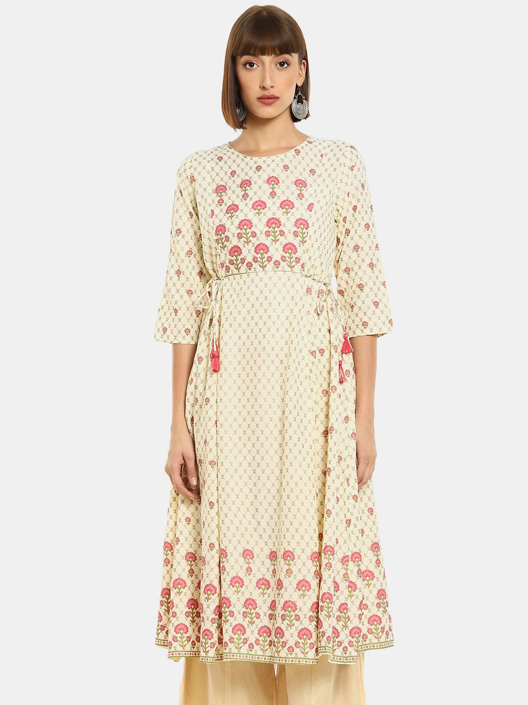 

Anahi Women Cream-Coloured Floral Printed A-Line Kurta