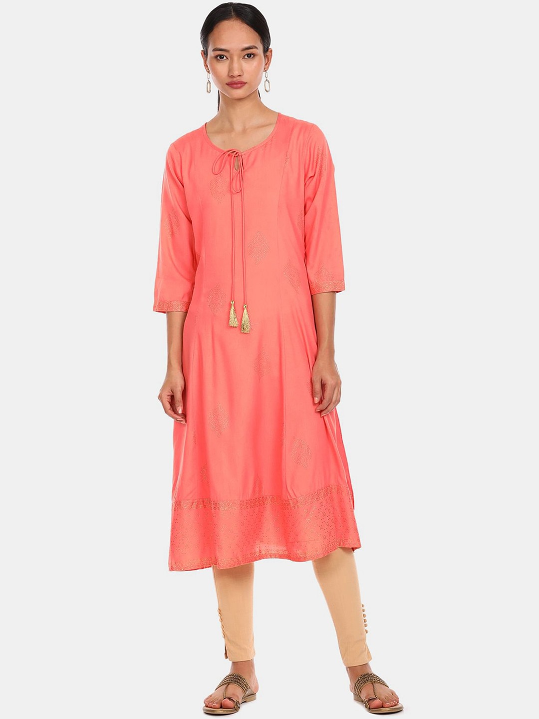 

Anahi Women Pink Solid A-Line Kurta
