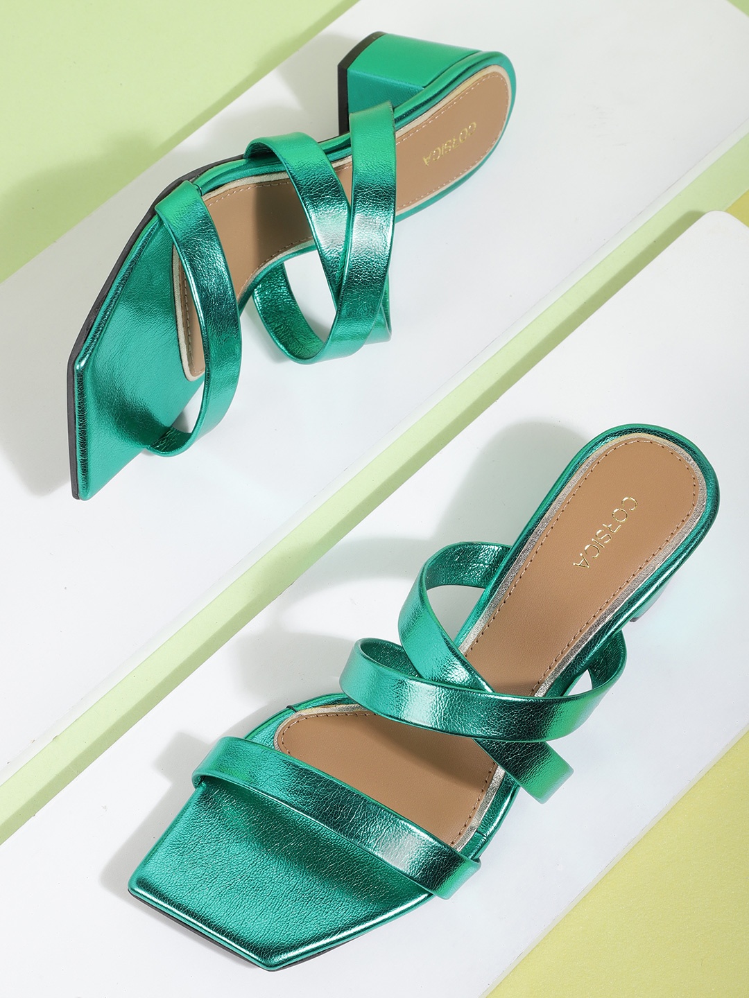 

CORSICA Green Solid Block Heels with Glossy Finish