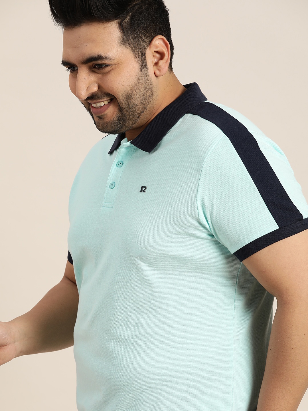 

Sztori Plus Size Men Blue Solid Pure Cotton Polo Collar T-shirt