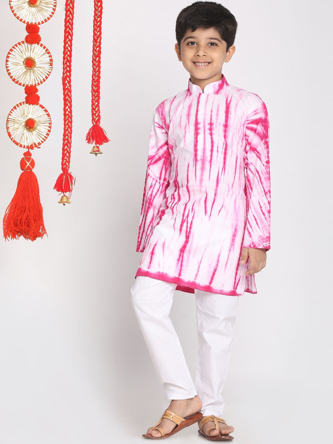 

VASTRAMAY Boys Pink Dyed Regular Kurta with Pyjamas