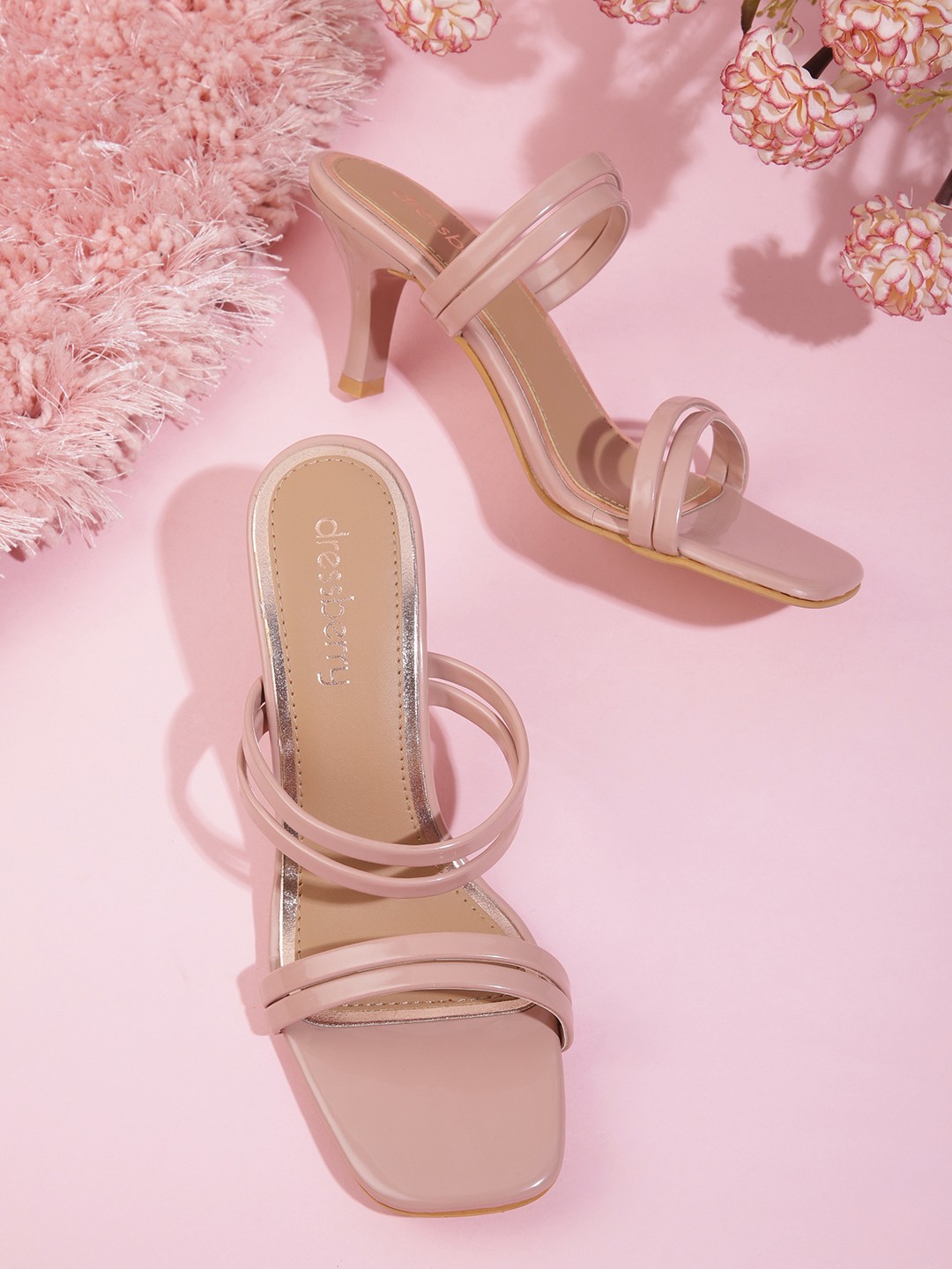 

DressBerry Women Peach-Coloured Solid Slim Heels