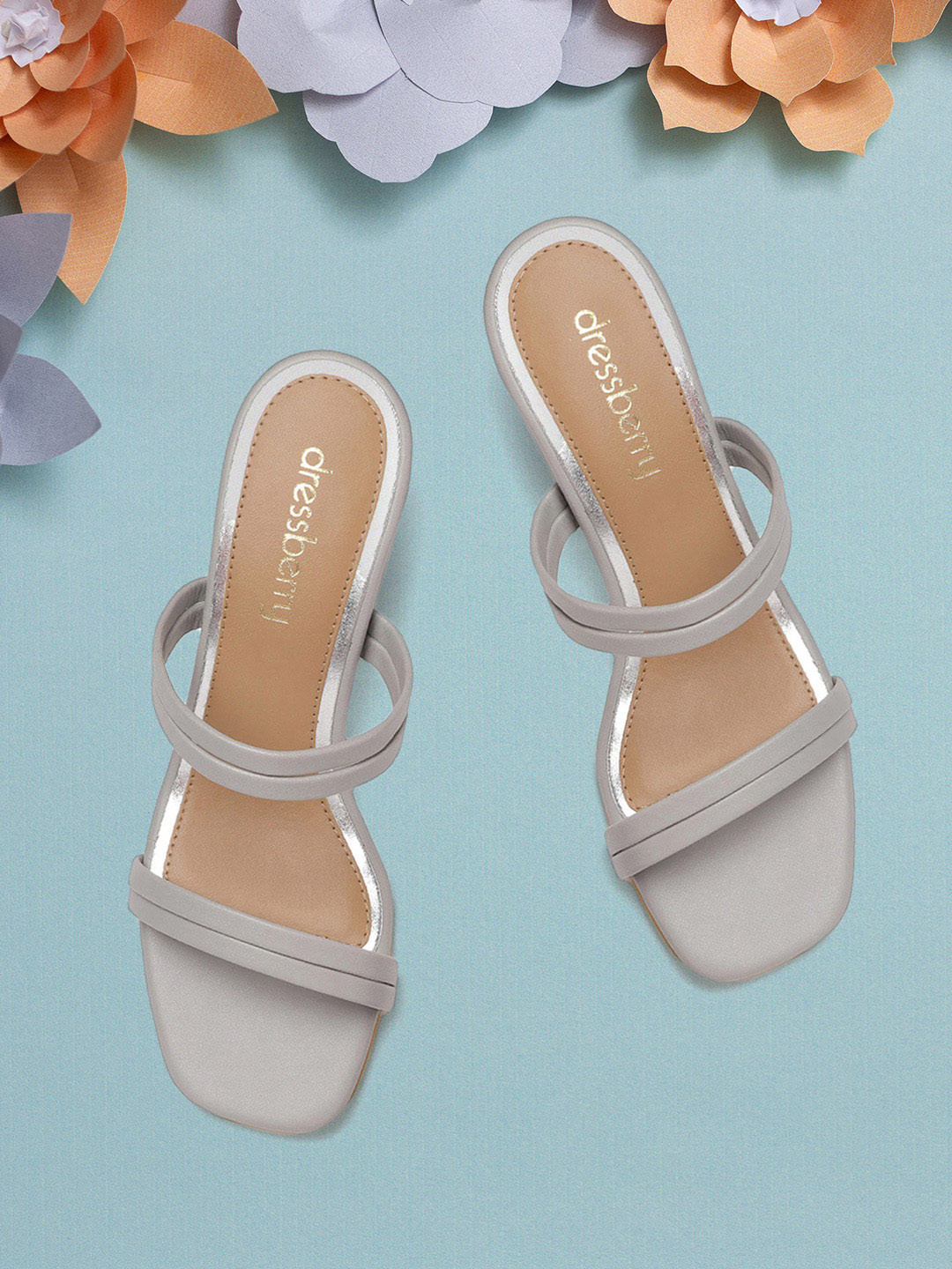 

DressBerry Grey Solid Slim Heels
