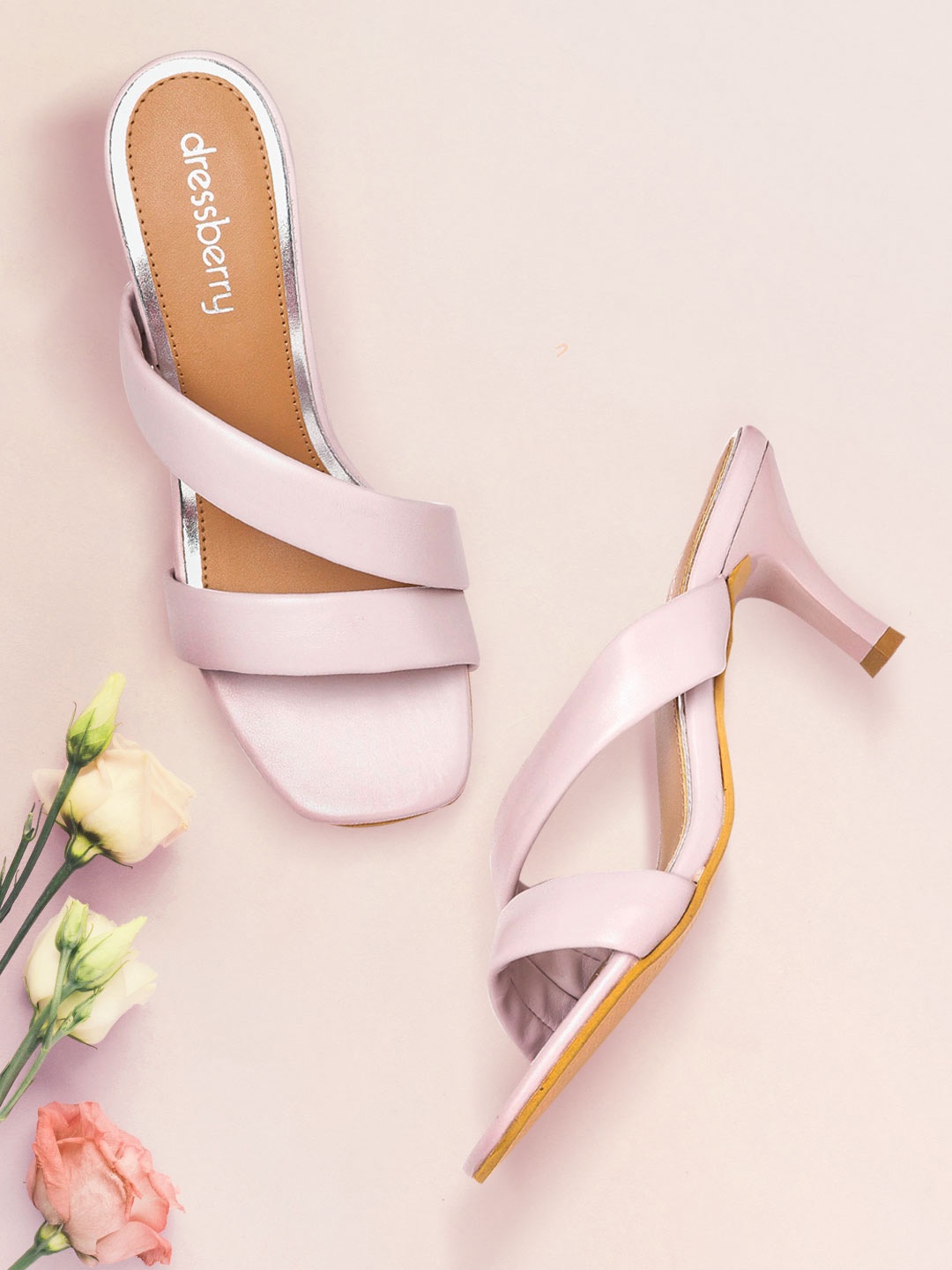 

DressBerry Lavender Solid Slim Heels