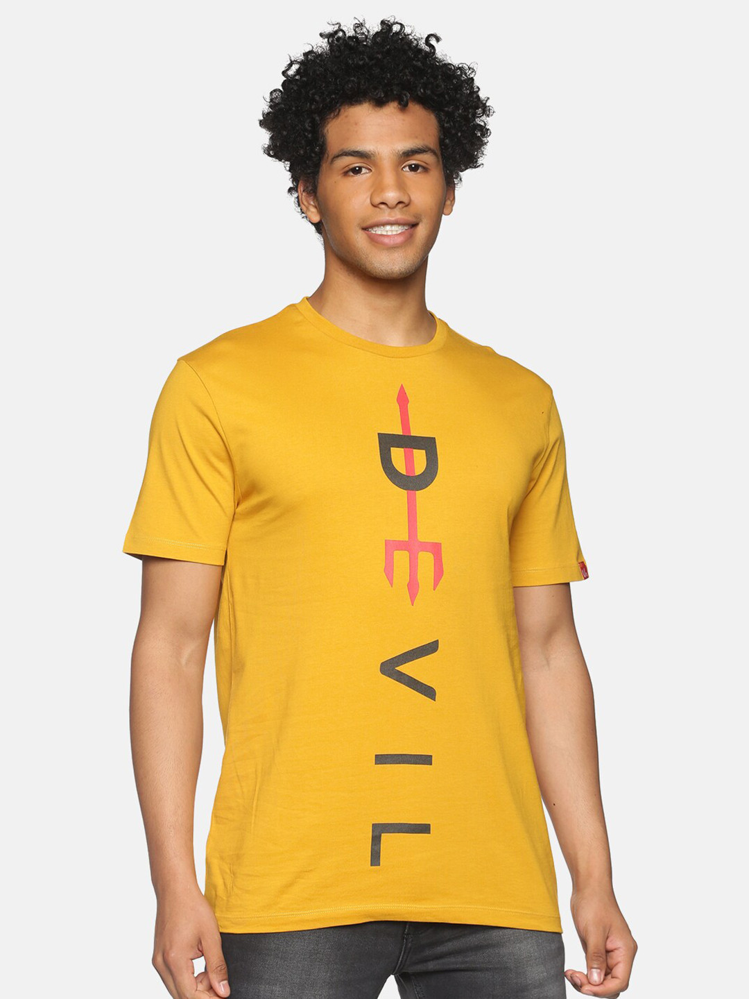 

UrGear Men Yellow & Black Typography Printed T-shirt