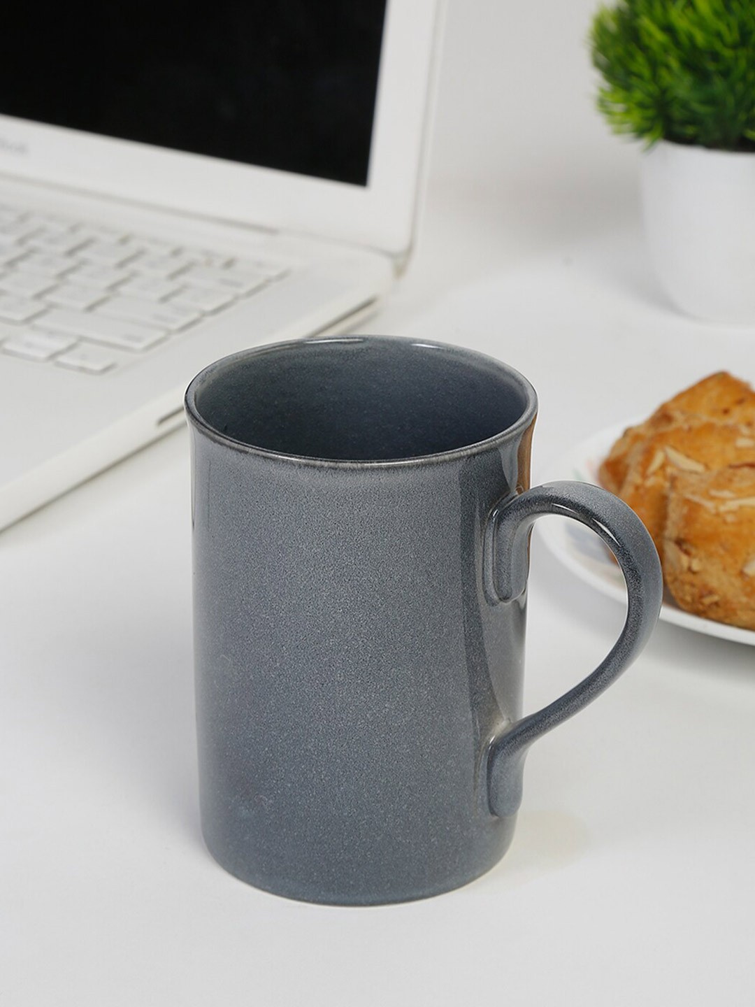 

Fabindia Grey Solid Bone China Glazed Coffee Matte Mug