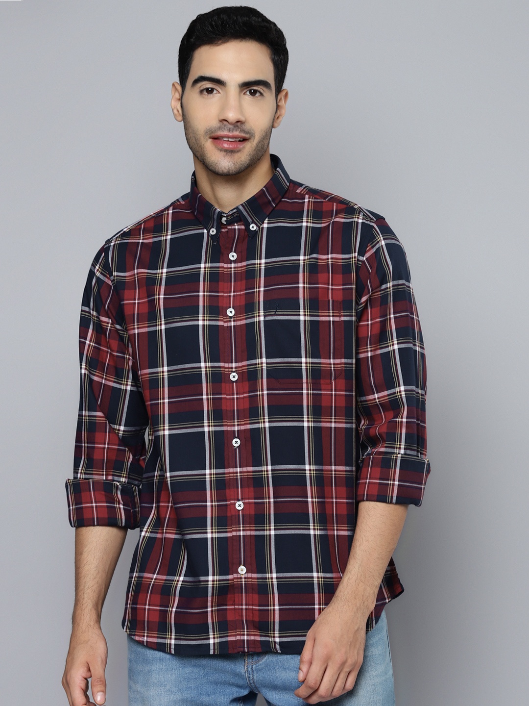 

Indian Terrain Men Navy Blue Slim Fit Pure Cotton Tartan Checked Casual Shirt
