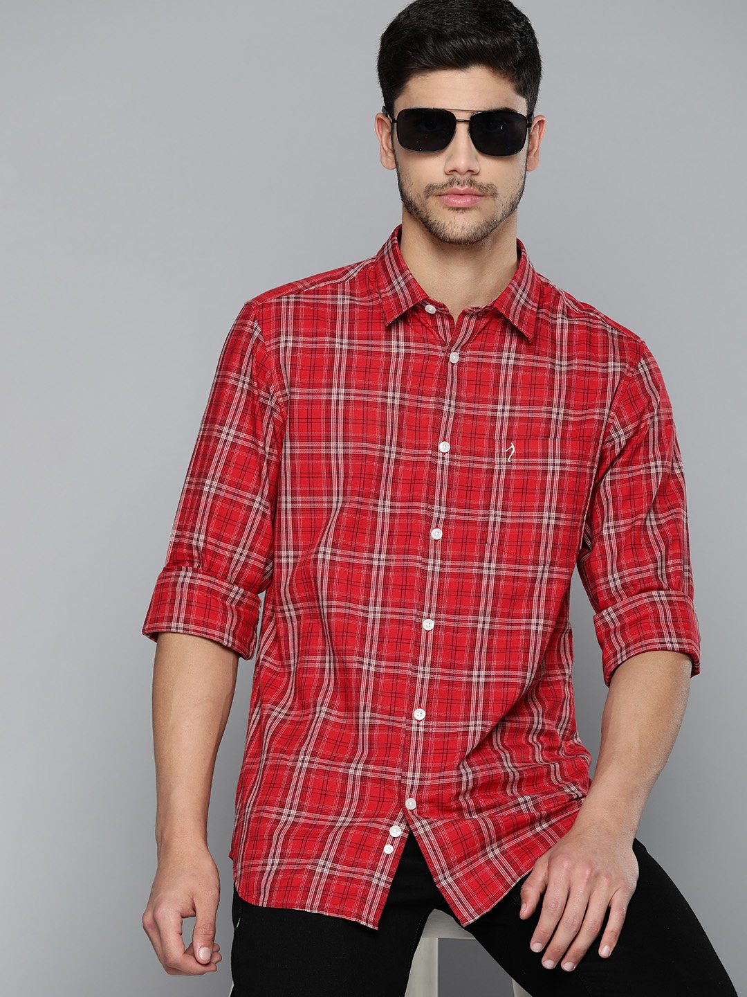 

Indian Terrain Men Slim Fit Tartan Checked Pure Cotton Casual Shirt, Red