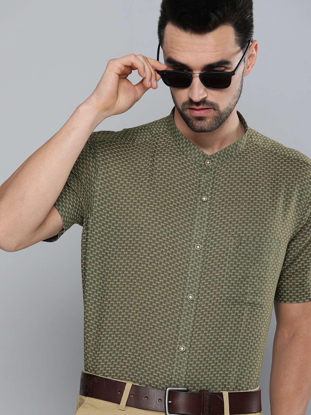 Indian Terrain Men Green & White Slim Fit Printed Casual Shirt