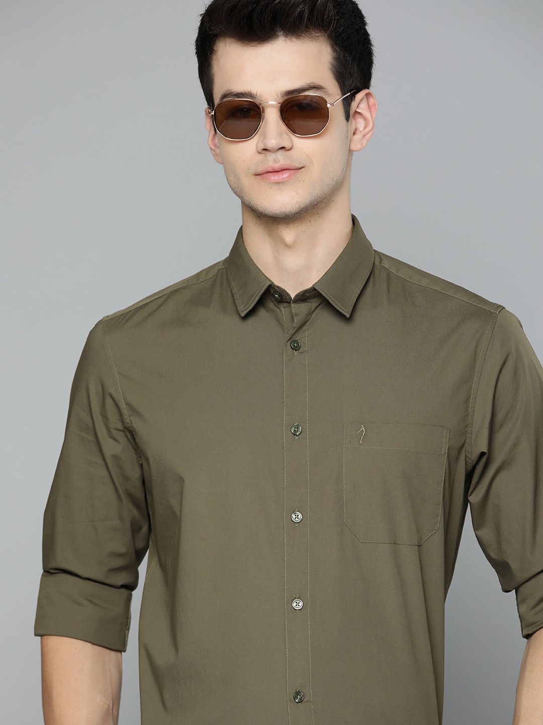 

Indian Terrain Men Olive Green Slim Fit Casual Shirt