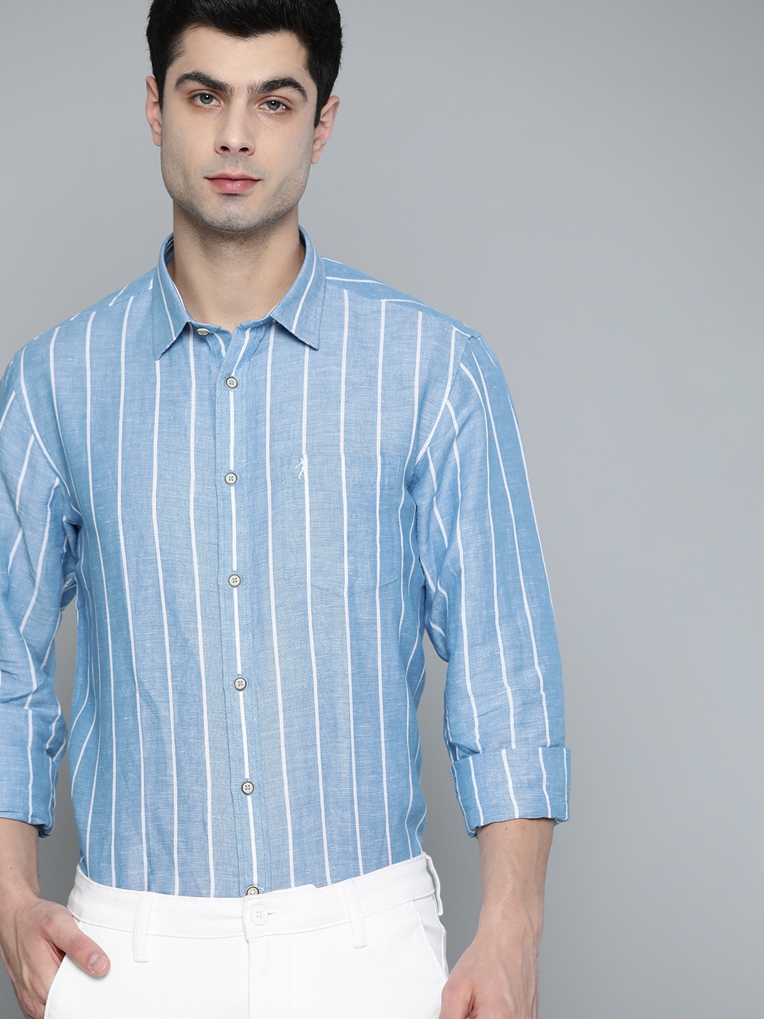 

Indian Terrain Men Blue Slim Fit Striped Casual Shirt