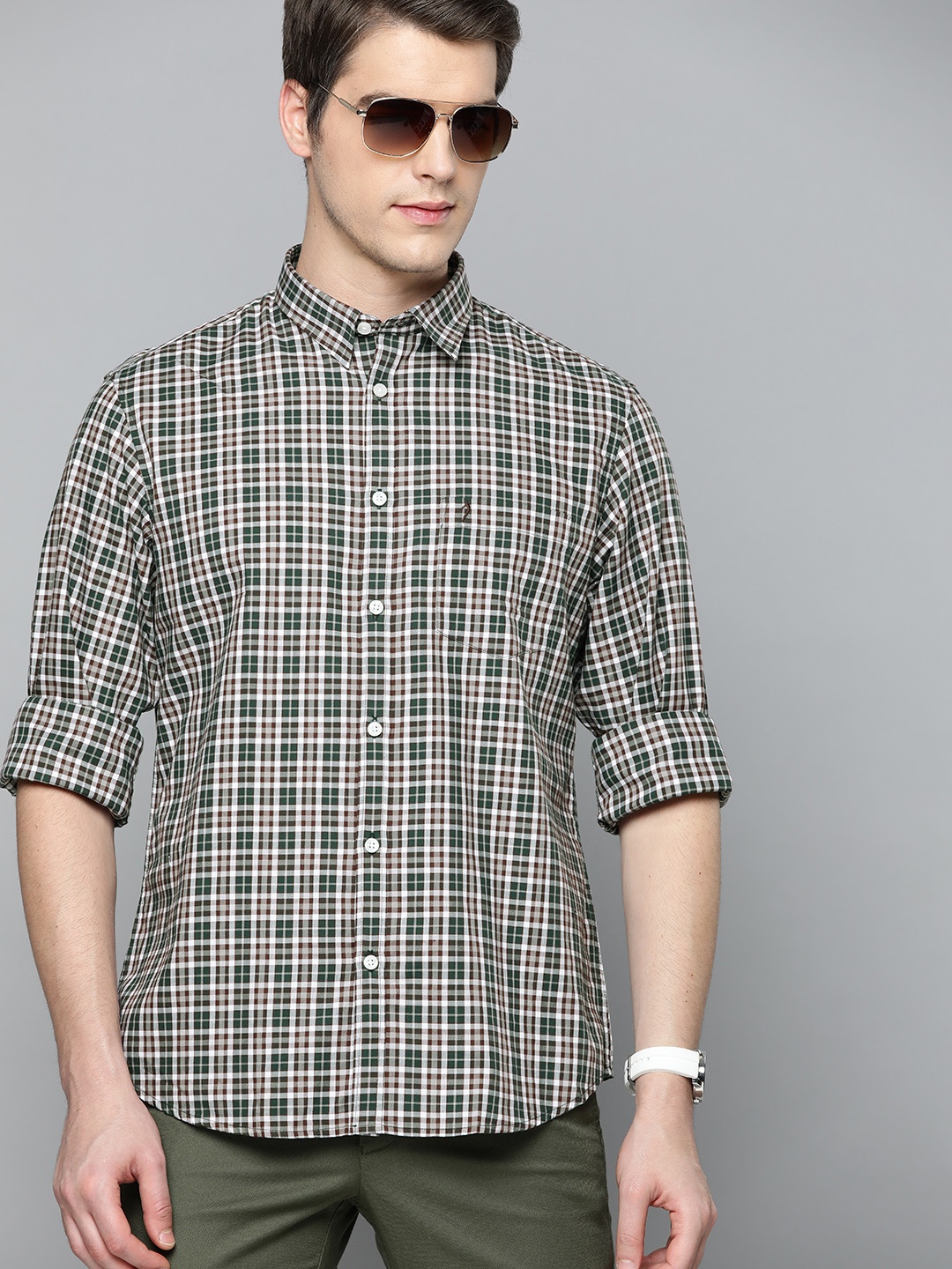 

Indian Terrain Men White & Green Pure Cotton Slim Fit Tartan Checked Casual Shirt