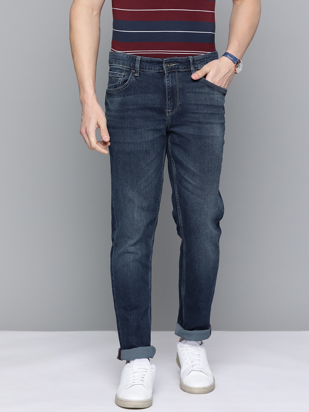 

Indian Terrain Men Navy Blue Brooklyn Slim Fit Light Fade Stretchable Jeans