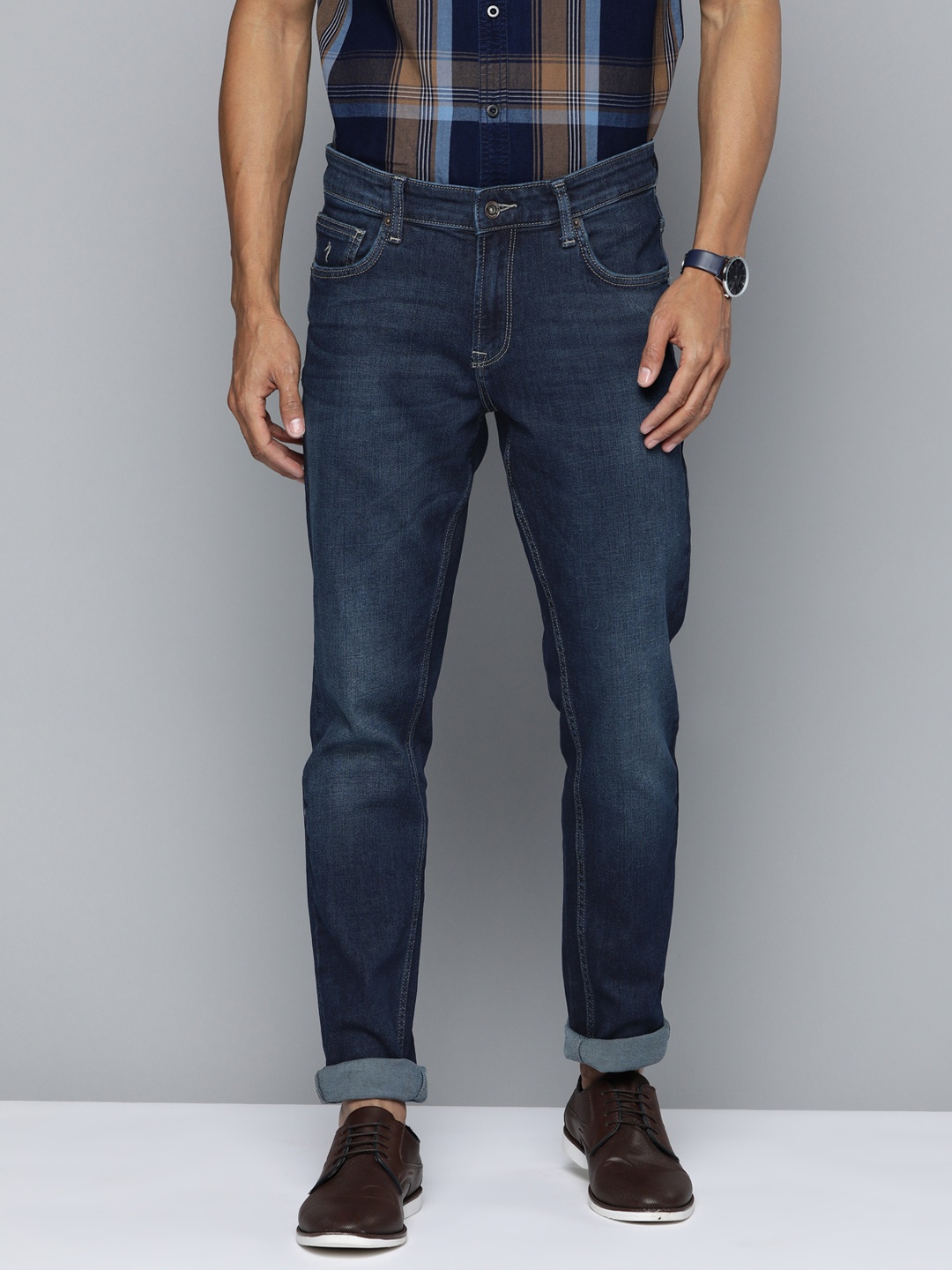 

Indian Terrain Men Navy Blue Brooklyn Slim Fit Light Fade Stretchable Jeans