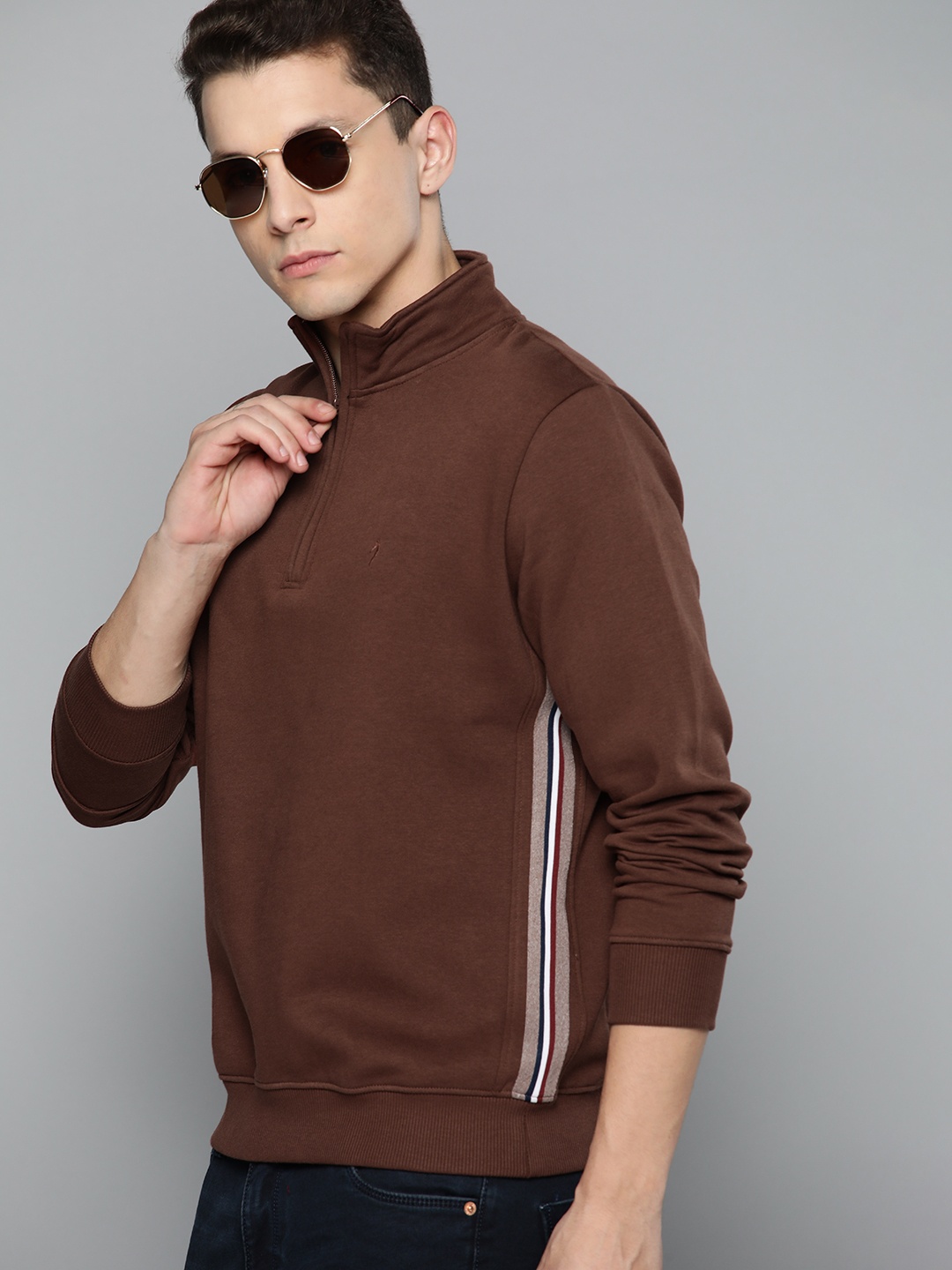 

Indian Terrain Men Coffee Brown Sweatshirt