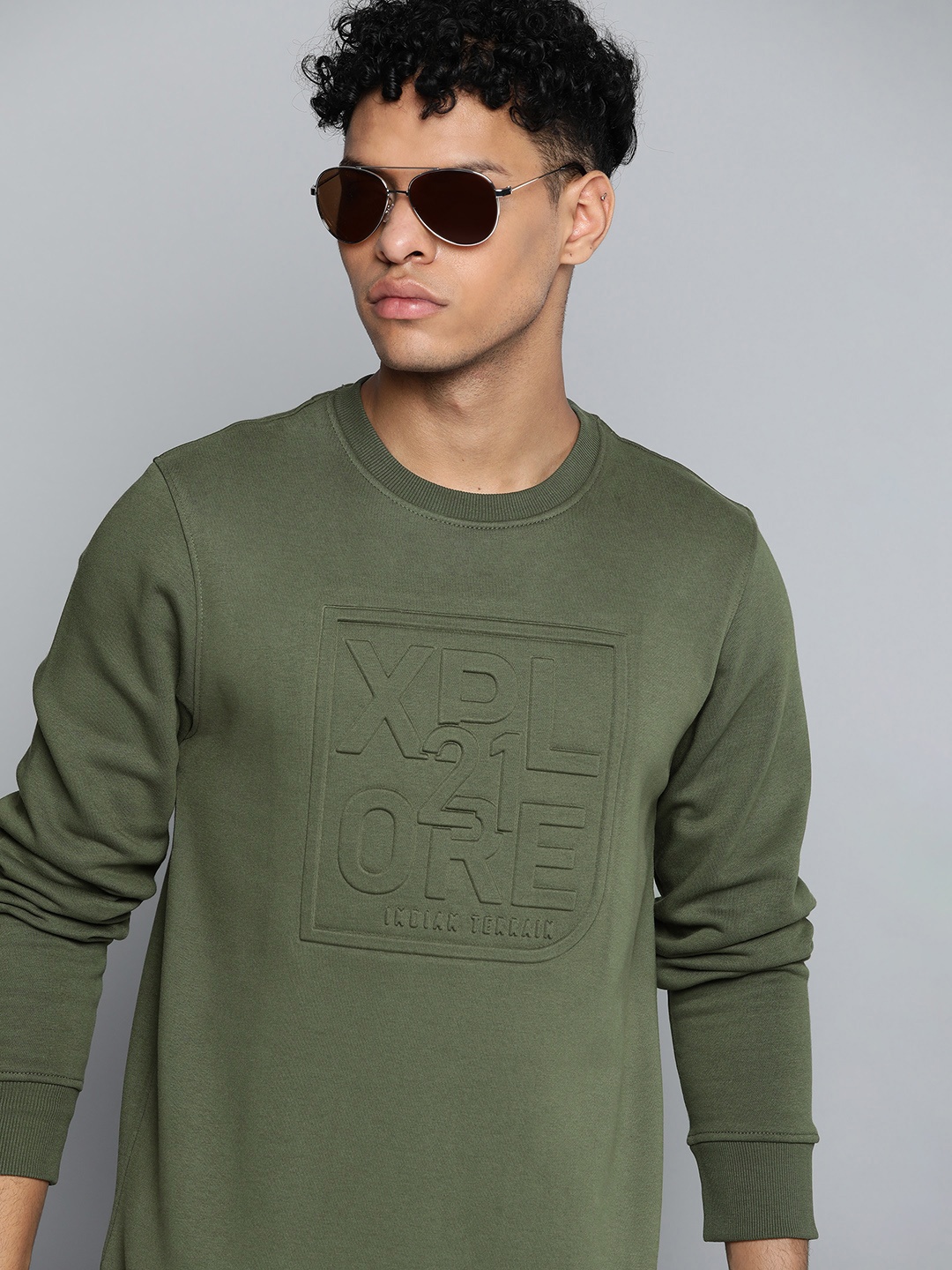 

Indian Terrain Men Olive Green Self-Design Embossed Sweatshirt
