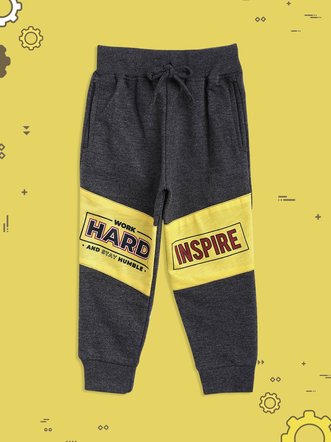 

Eteenz Boys Charcoal Grey & Yellow Typography Print Cotton Joggers