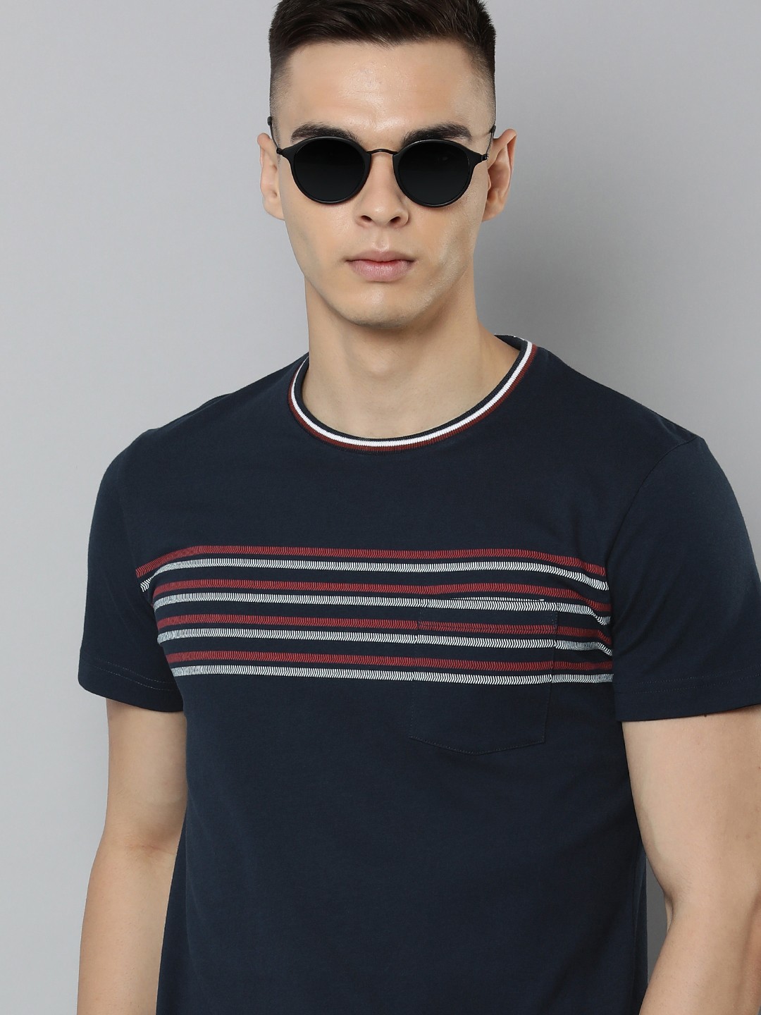 

Indian Terrain Men Striped Pure Cotton Casual T-shirt, Navy blue