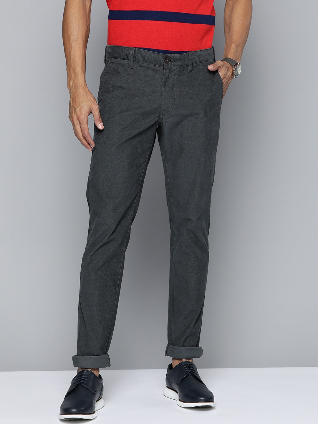 

Indian Terrain Men Charcoal Grey Corduroy Slim Fit Chinos