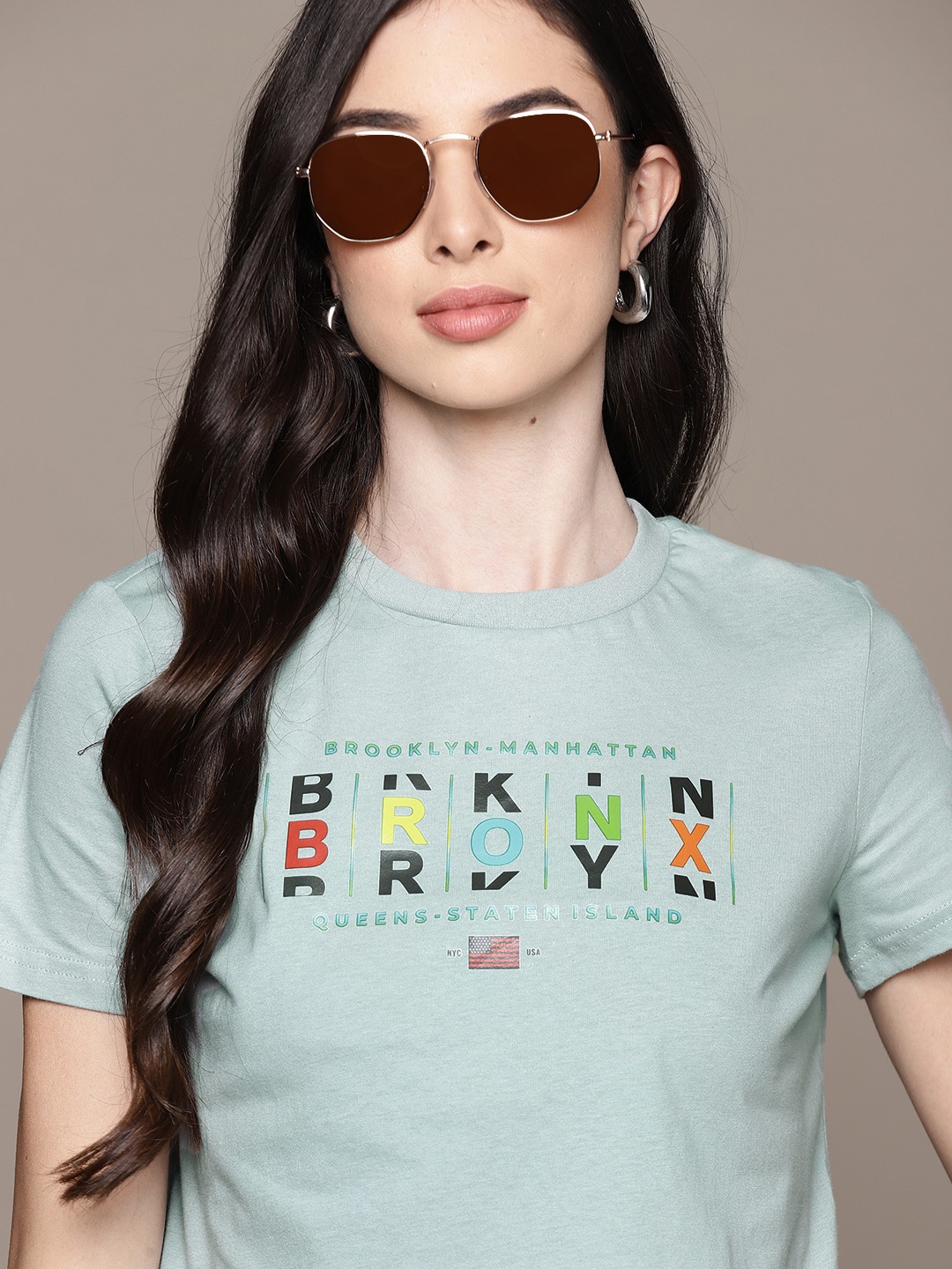 

URBANIC Women Green Cotton Printed Cropped T-shirt