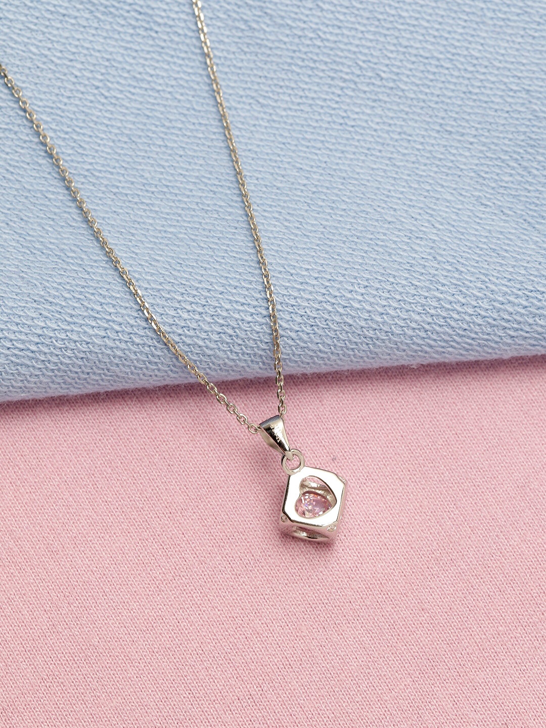 

GIVA 925 Sterling Silver Rhodium-Plated Pink Heart Cube Pendant With chain