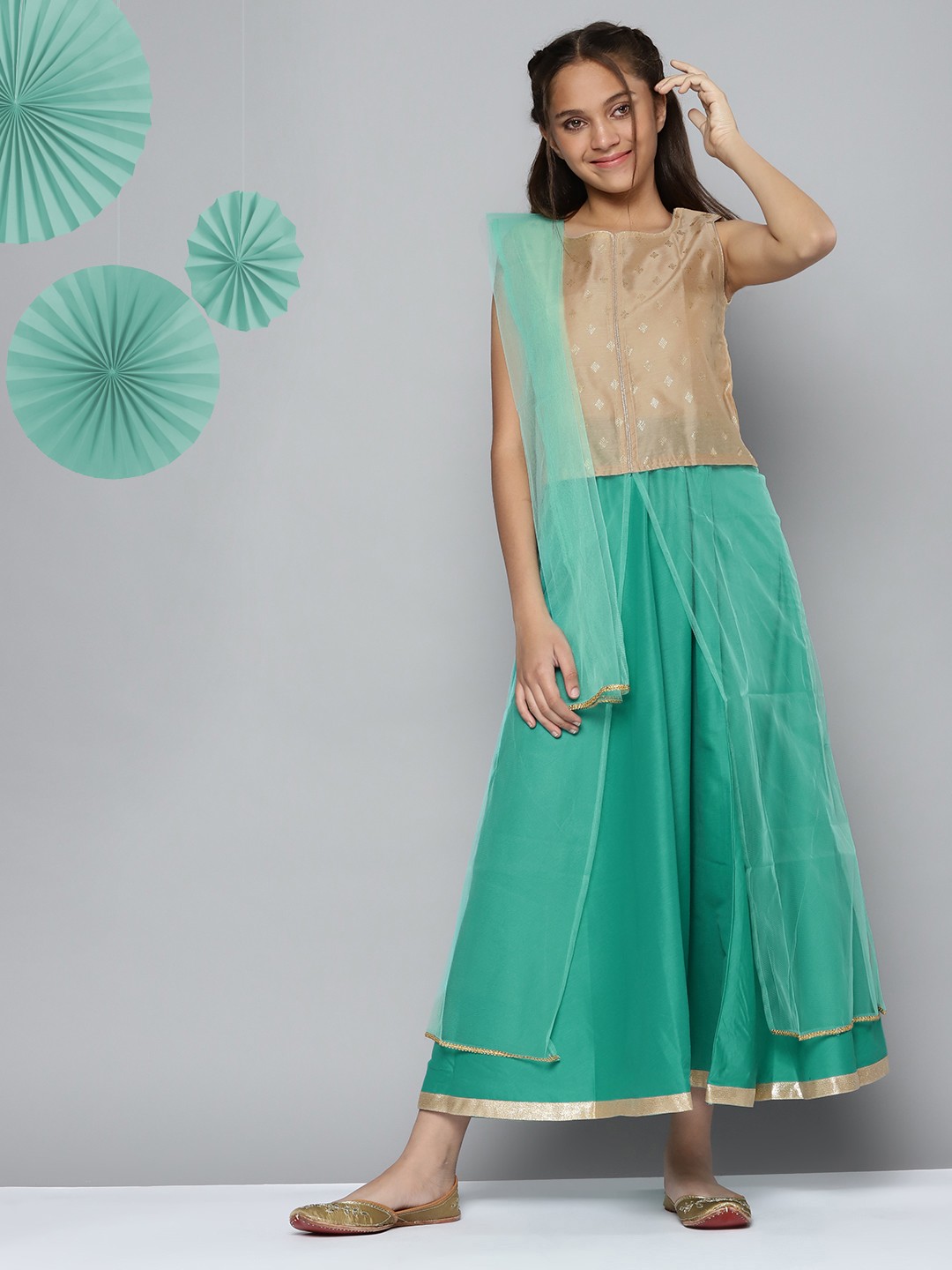 

YK Girls Gold-Toned & Green Ready to Wear Lehenga & Blouse With Dupatta