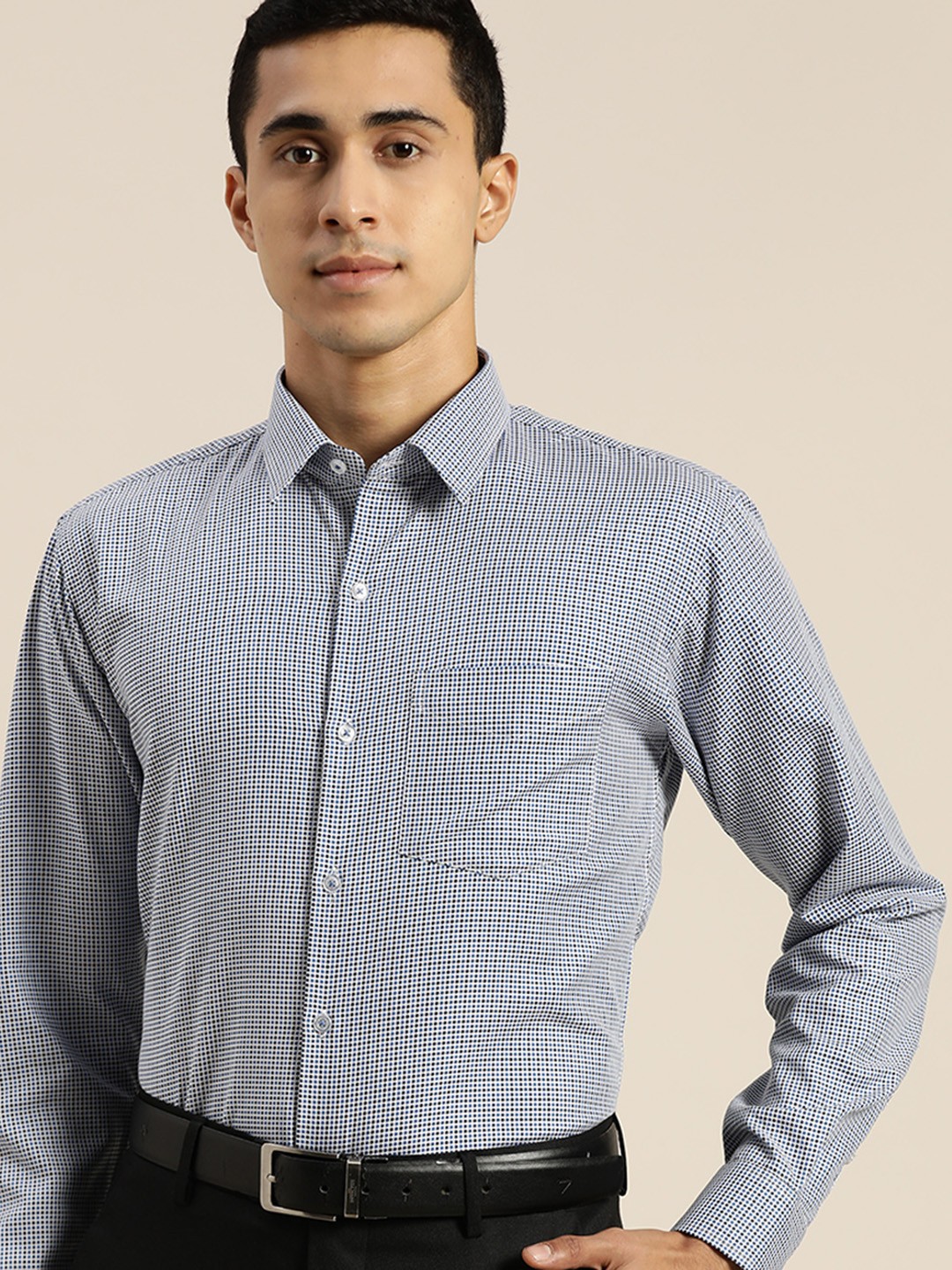 

Hancock Men White & Blue Premium Slim Fit Opaque Printed Formal Shirt