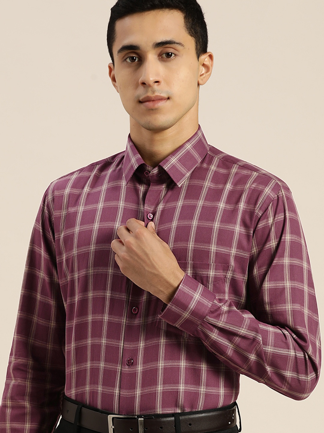 

Hancock Men Maroon Slim Fit Windowpane Checks Opaque Checked Formal Shirt