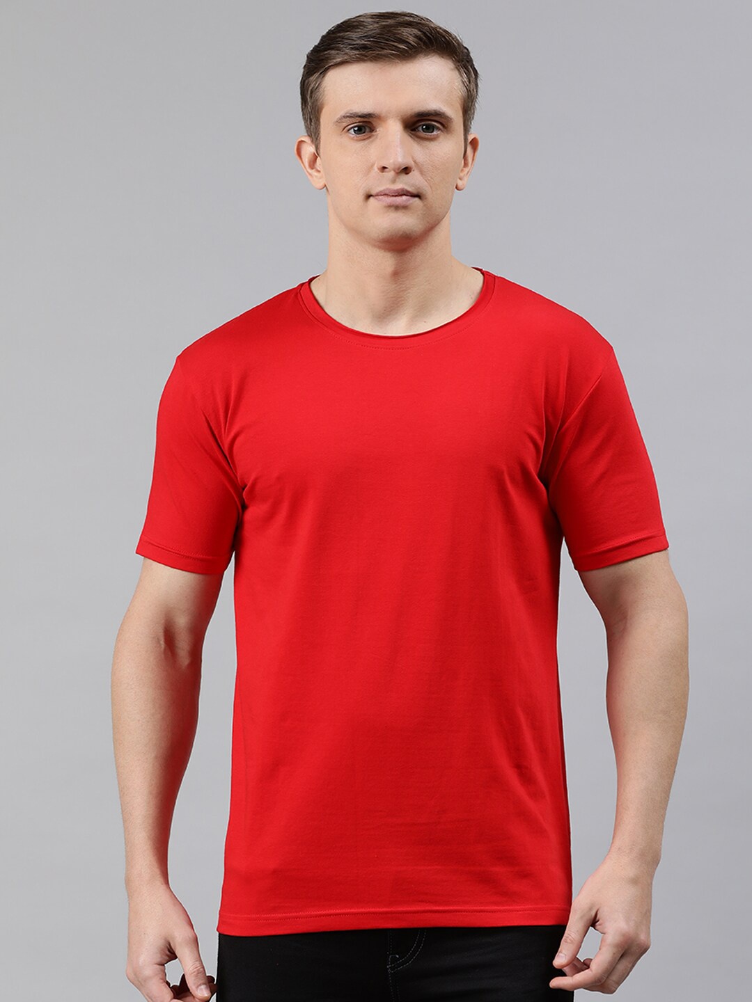 

UNSULLY Men Red Running T-shirt