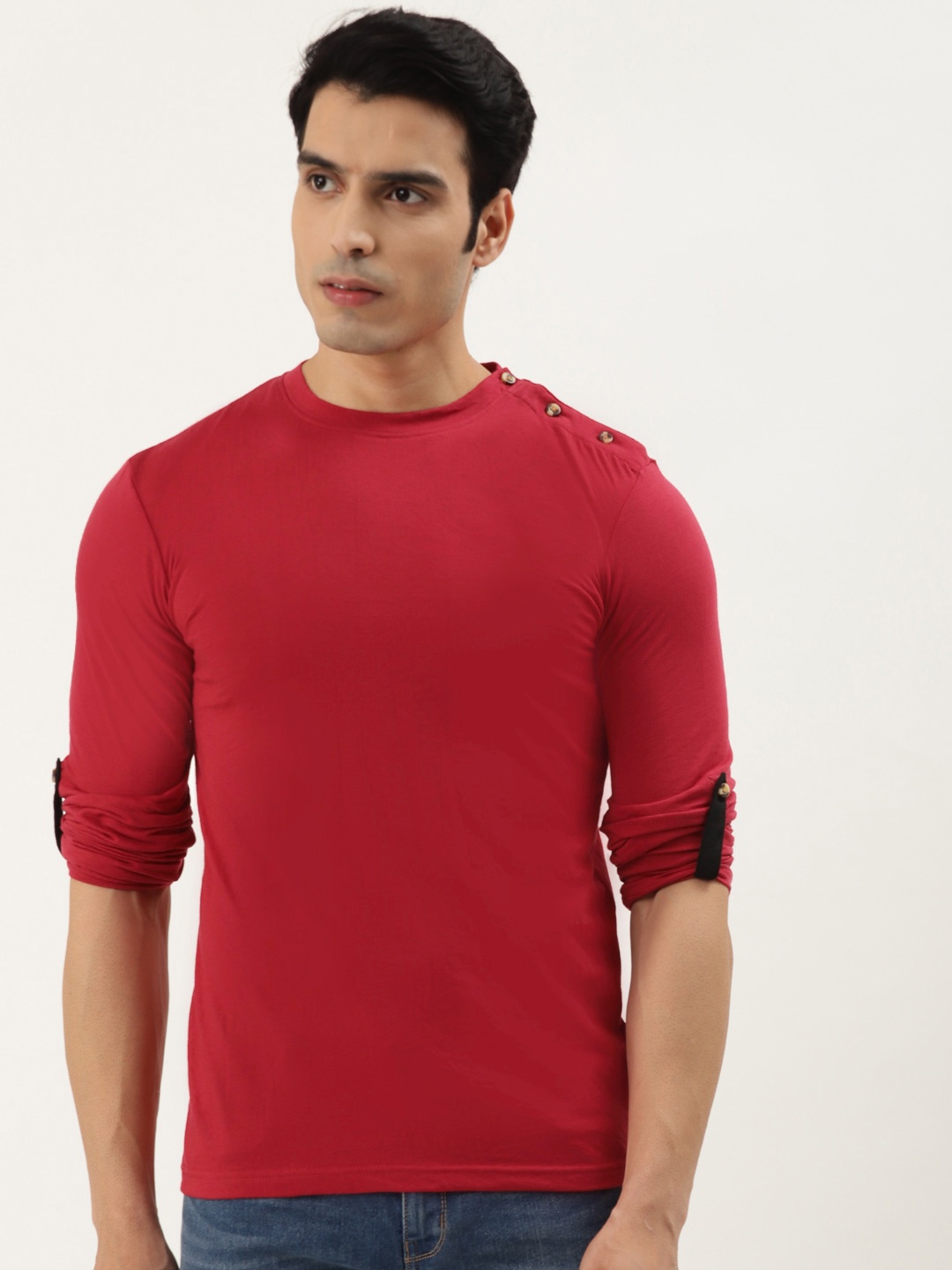 

GESPO Men Red Roll-Up Sleeves T-shirt
