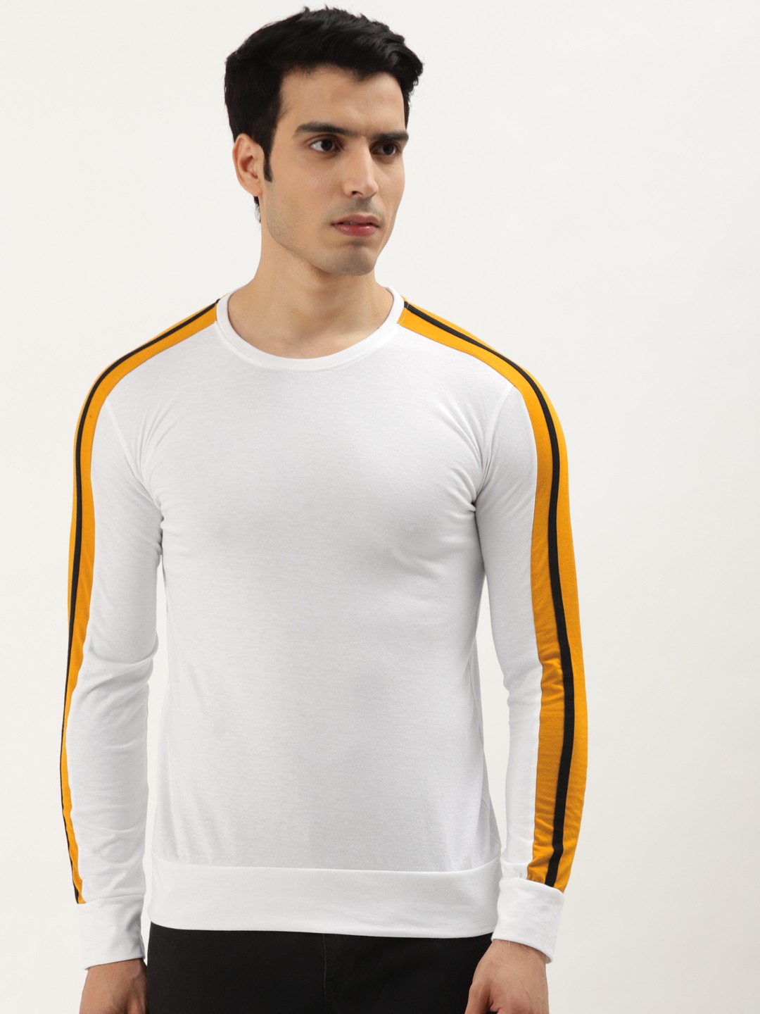 

GESPO Men White & Mustard Yellow Striped T-shirt