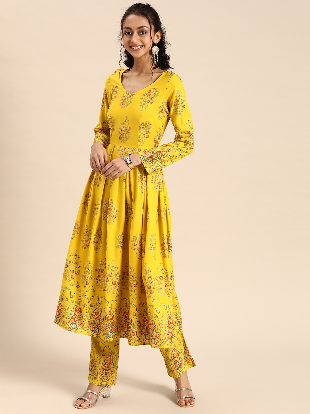 

MABISH by Sonal Jain Women Yellow Floral Printed Pleated Kurta with Palazzos