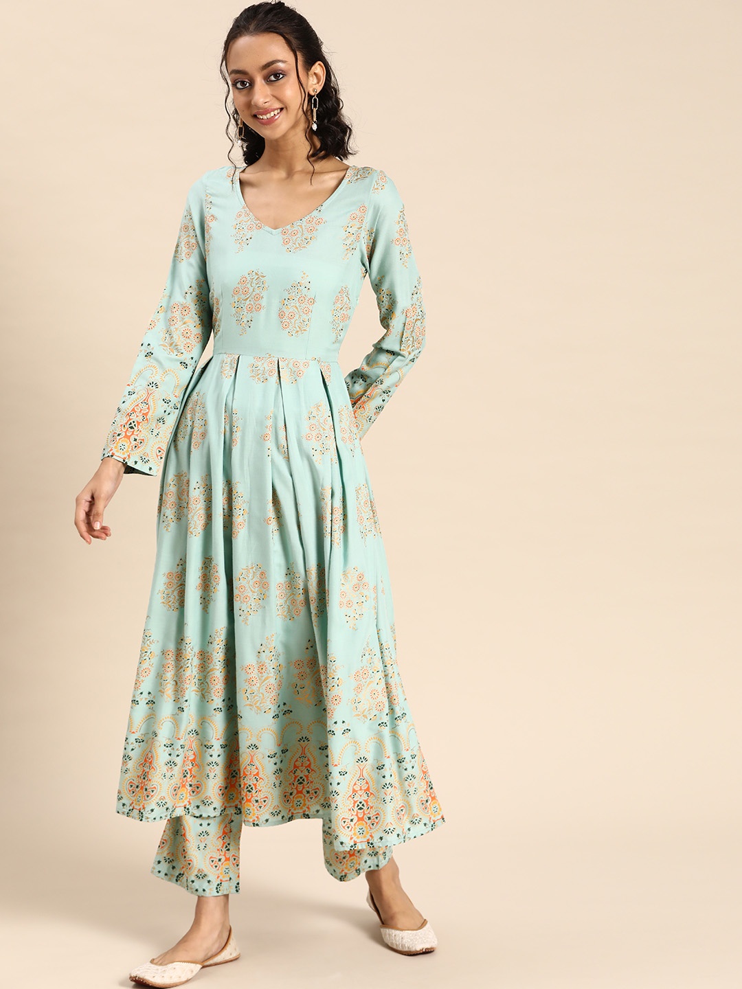 

MABISH by Sonal Jain Women Turquoise Blue Ethnic Motifs Printed Pleated Kurta with Palazzos