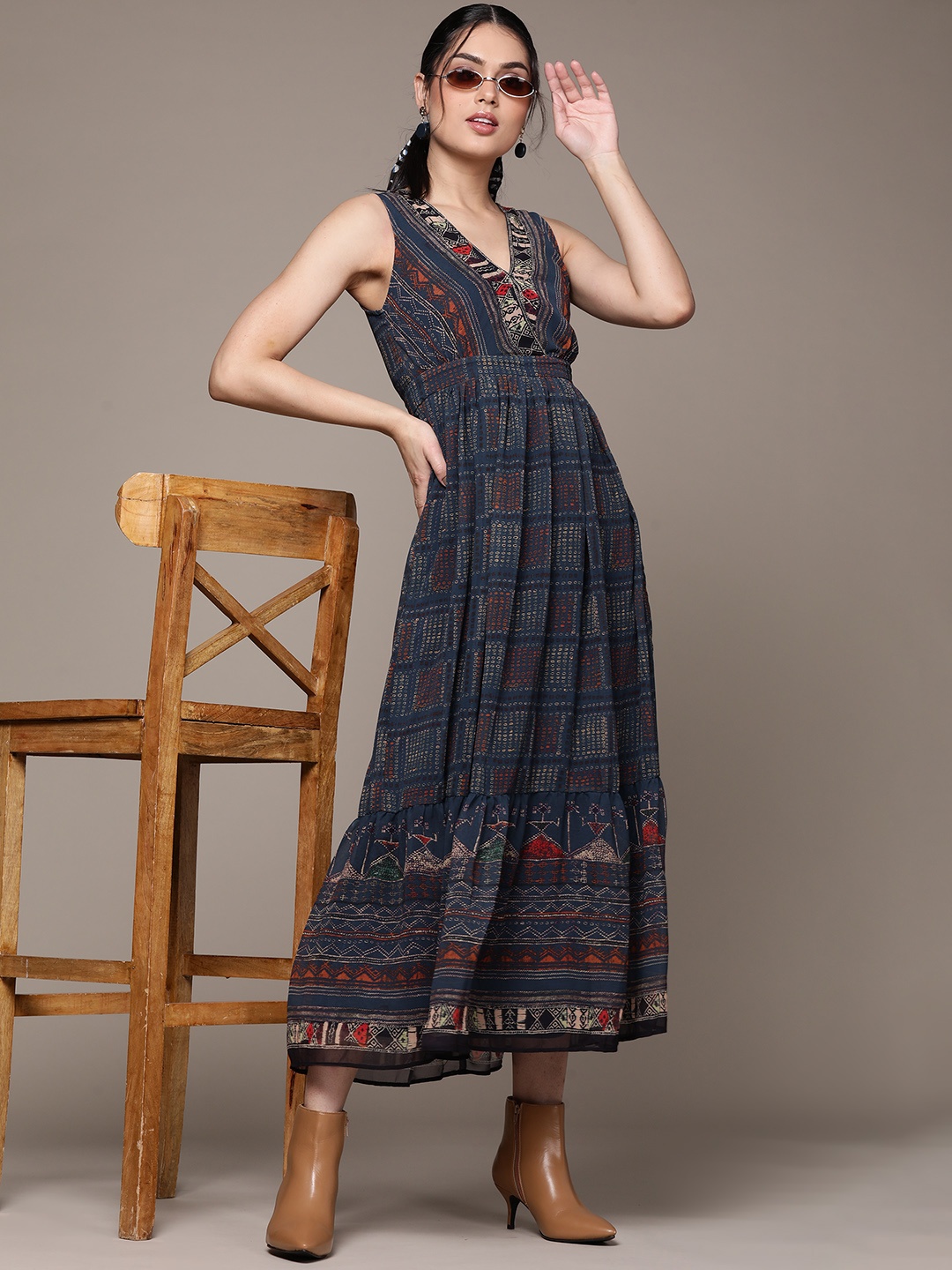 

aarke Ritu Kumar Blue Georgette V Neck Sleeveless Printed Long Dress
