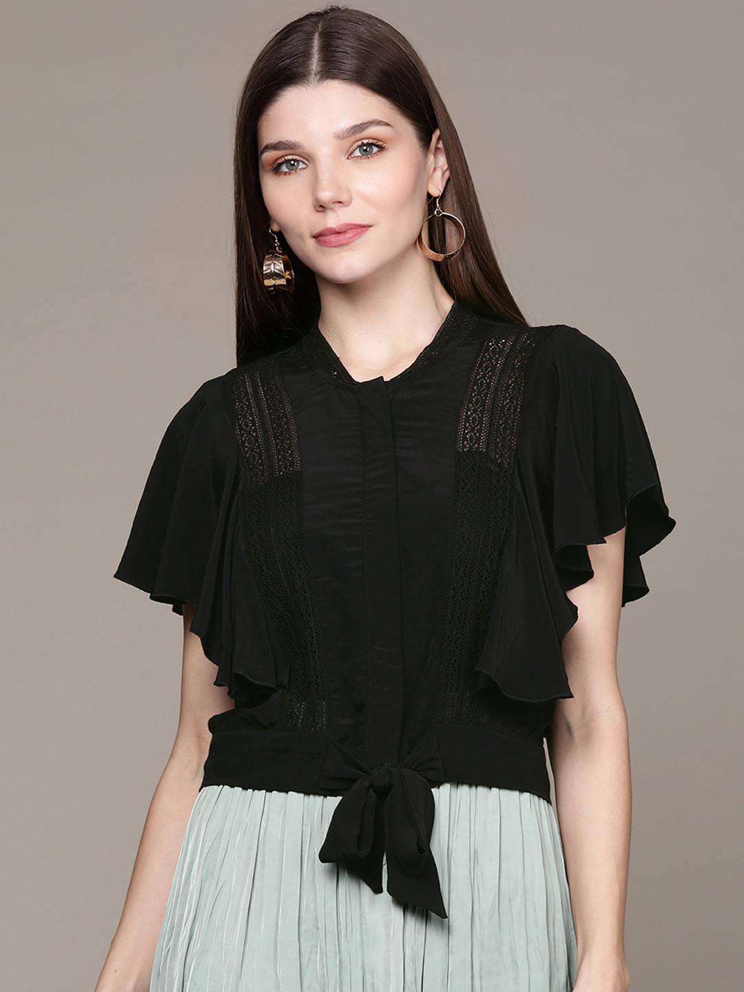 

Label Ritu Kumar Black Crepe Regular Crop Top