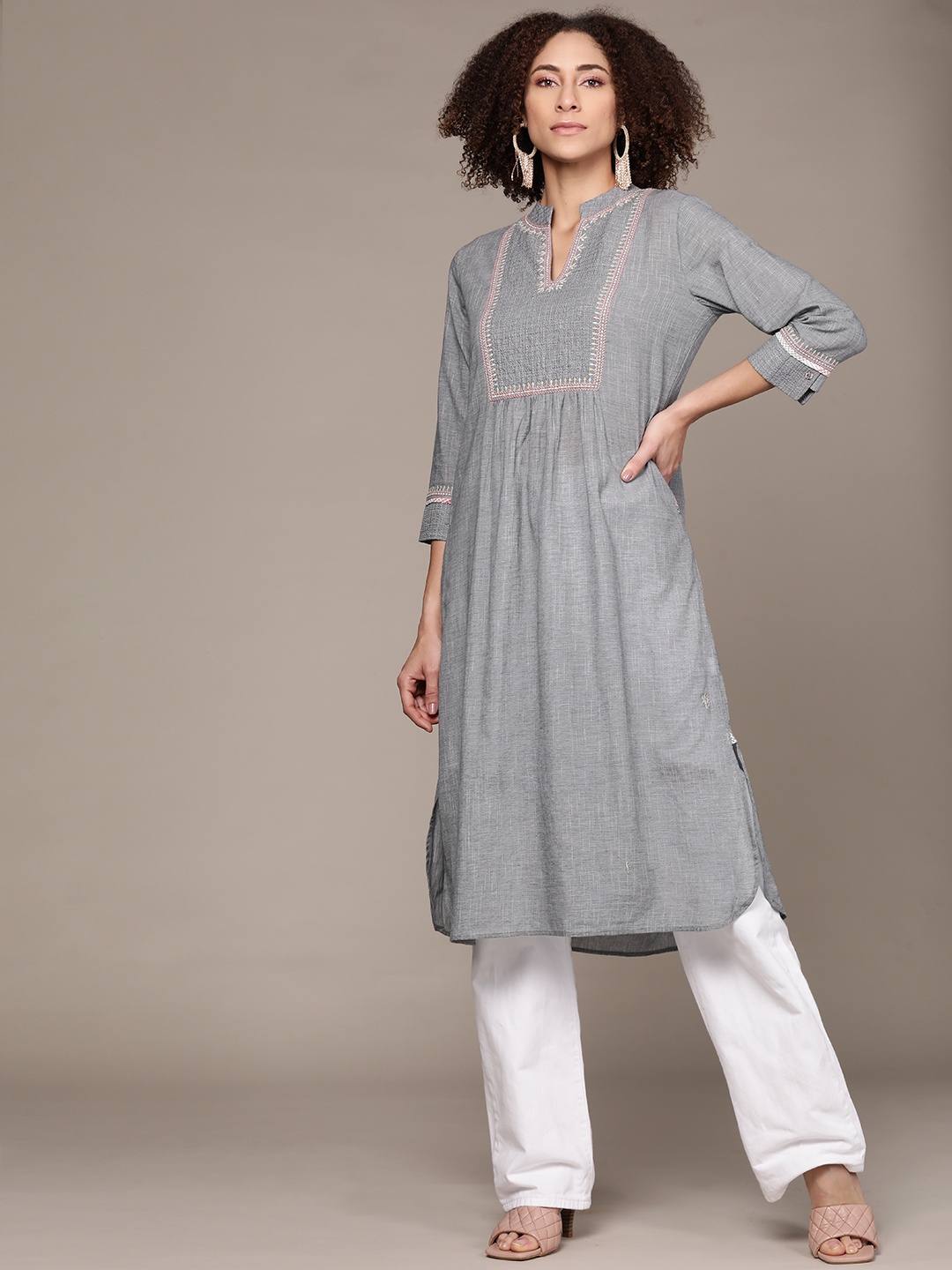 

Ritu Kumar Women Grey Yoke Design Kurta