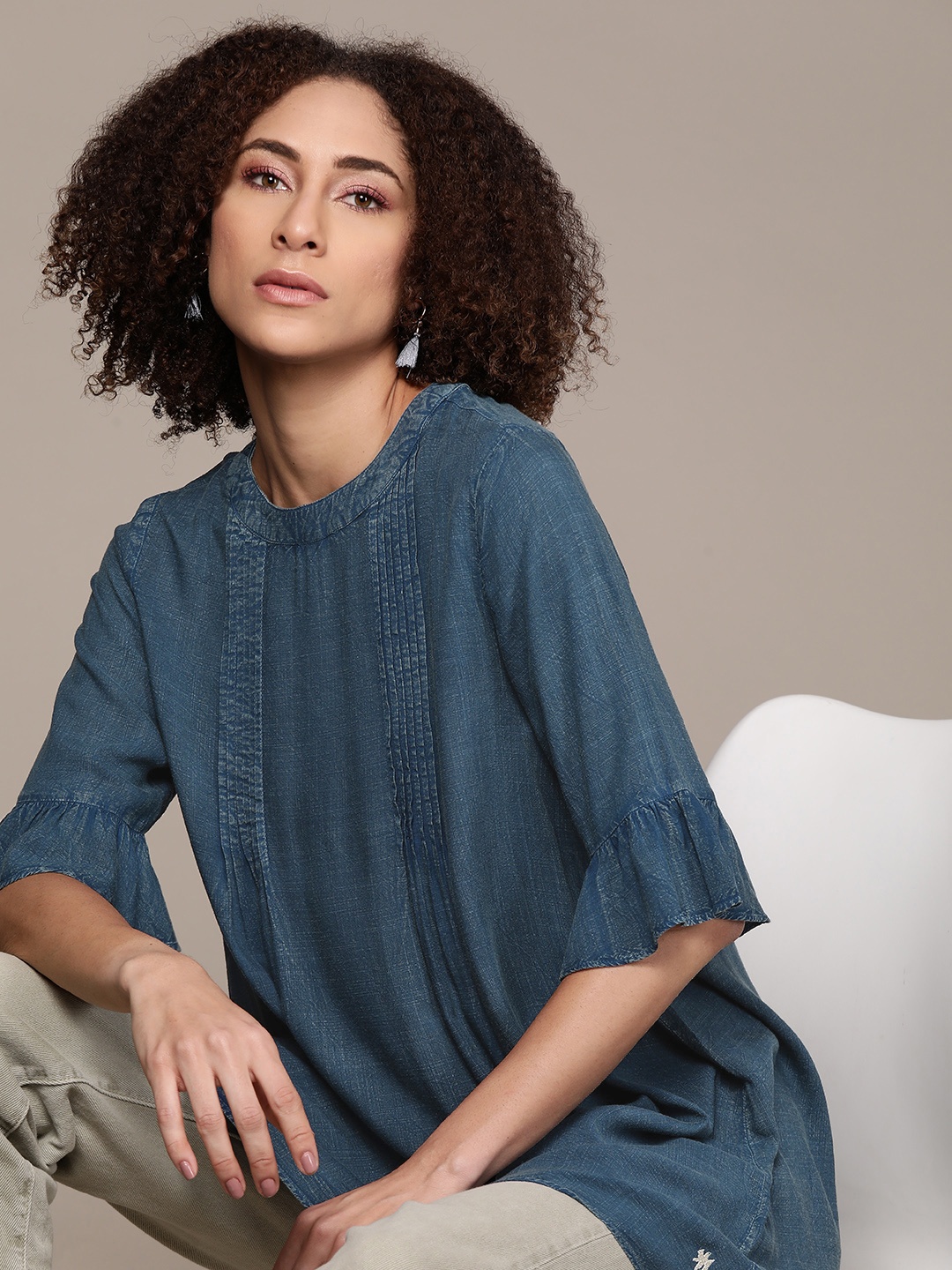 

Ritu Kumar Blue Flared Sleeves Tunic