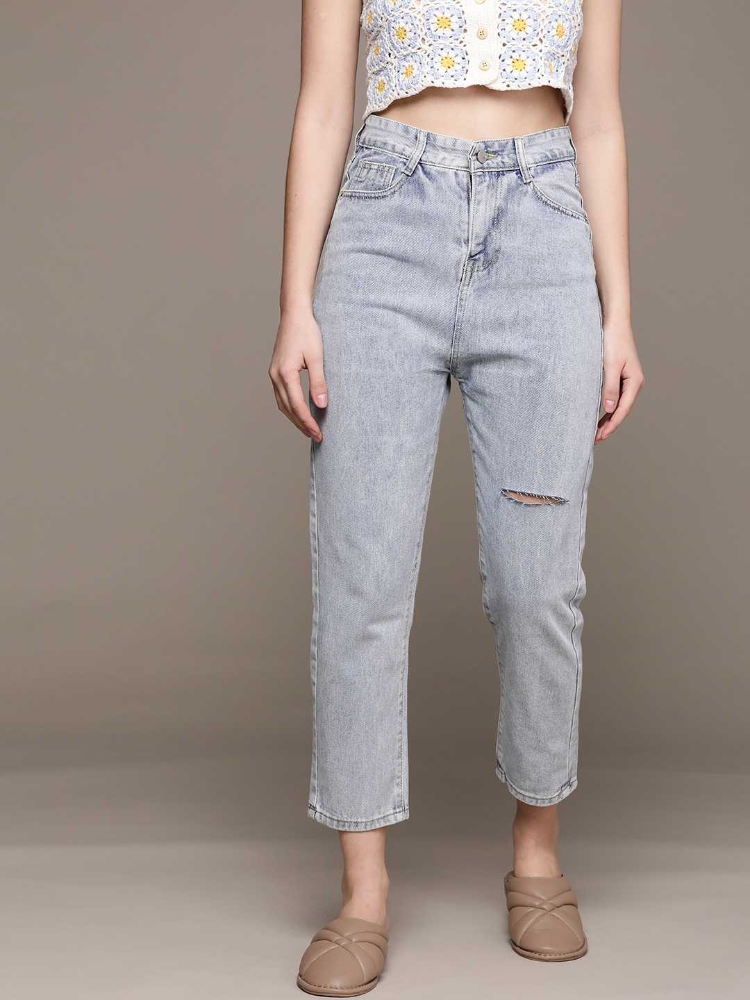 

URBANIC Women Grey Light Fade Mom Fit Slash Knee Cotton Cropped Jeans