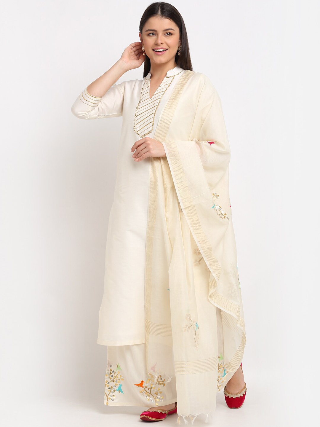 

anokherang Women Off White Ethnic Motifs Yoke Design Regular Gotta Patti Kurta with Trousers & With Dupatta