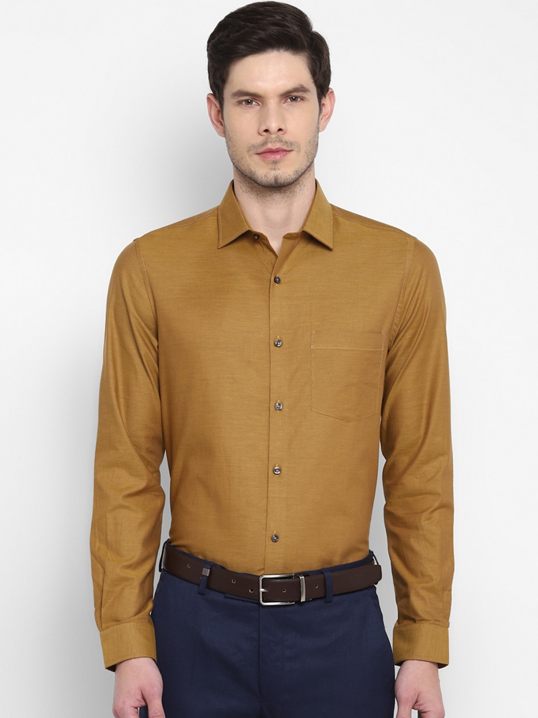 

Turtle Men Brown Slim Fit Opaque Formal Shirt