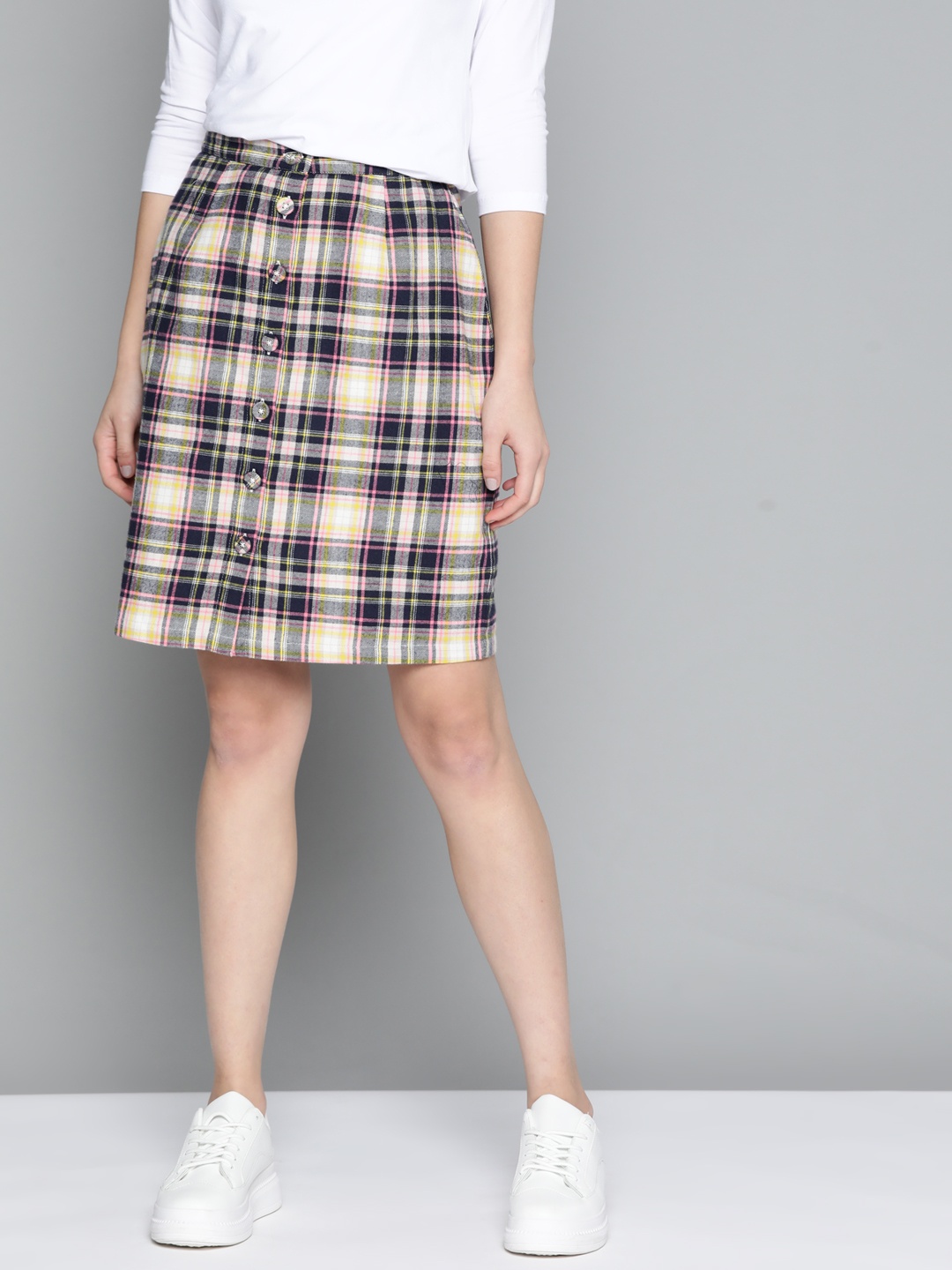 

Mast & Harbour Women Navy Blue & Off-White Cotton Checked Straight Skirt
