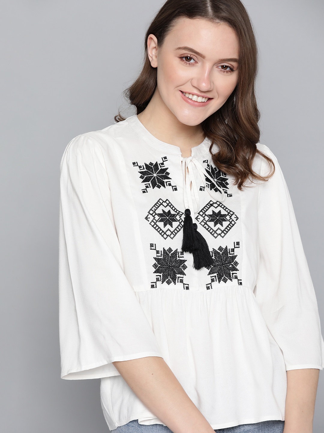 

Mast & Harbour White & Black Embroidered Tie-Up Neck A-Line Top