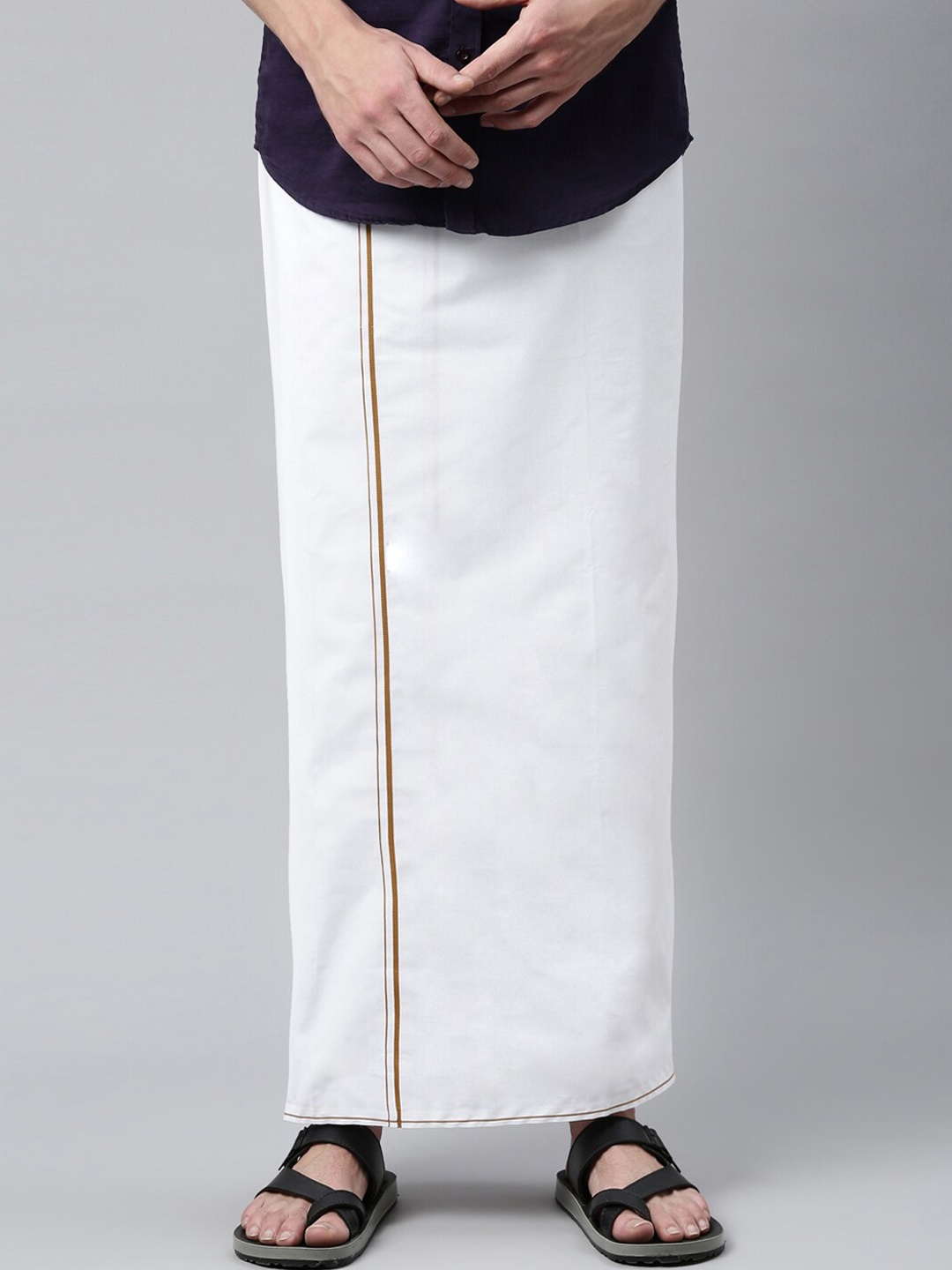 

Jansons Men White & Brown Solid Cotton Dhoti