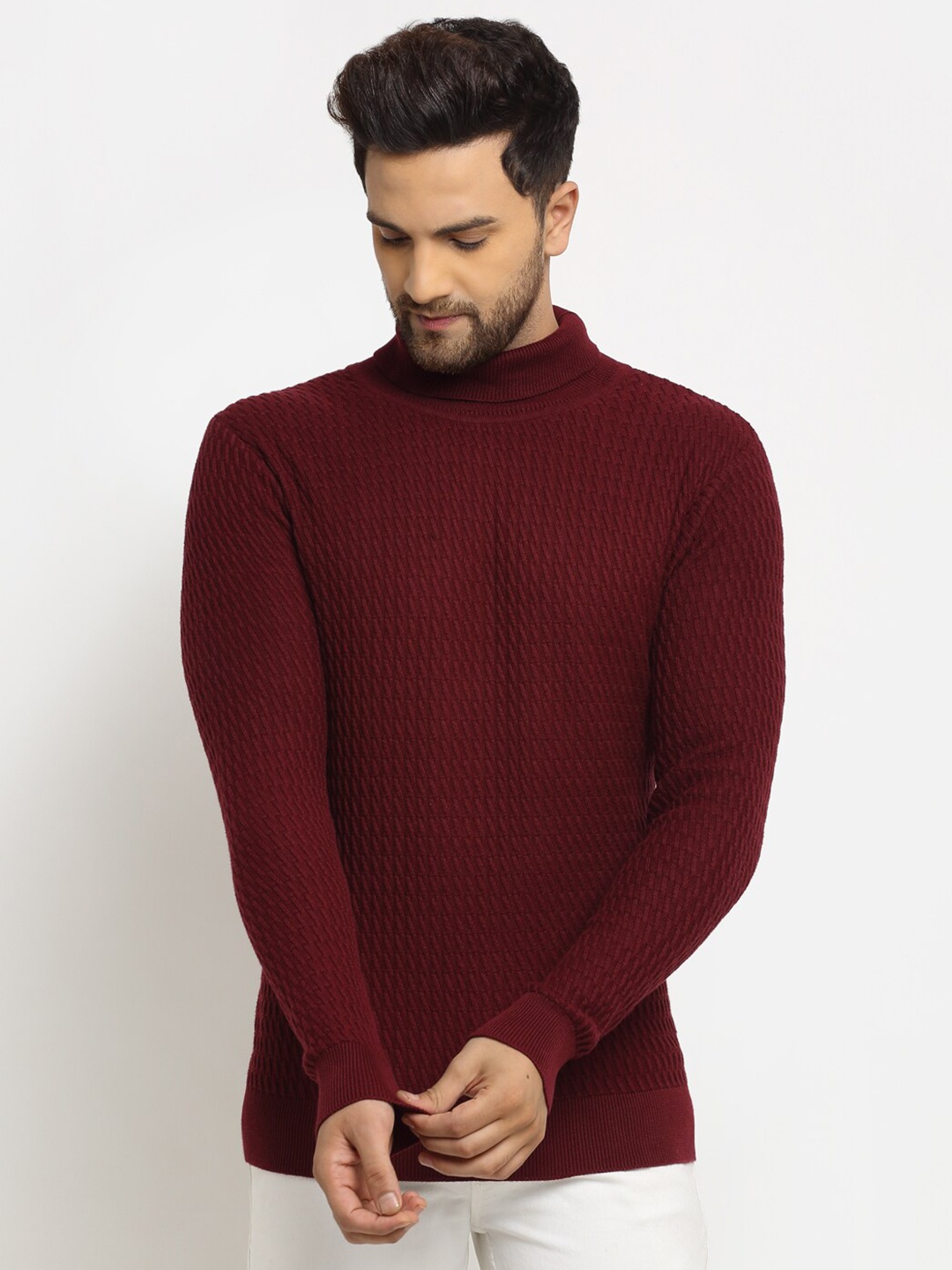 

Club York Men Maroon Ribbed High Neck Pullover Sweater
