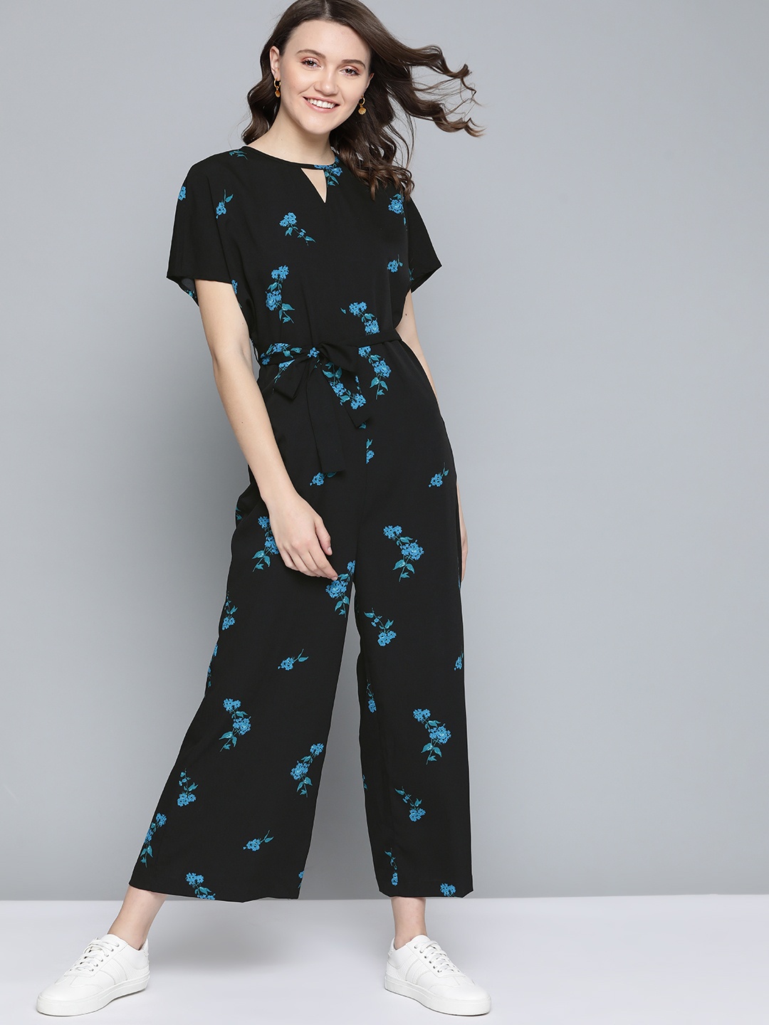 

Mast & Harbour Black & Blue Floral Print Basic Jumpsuit with Belt