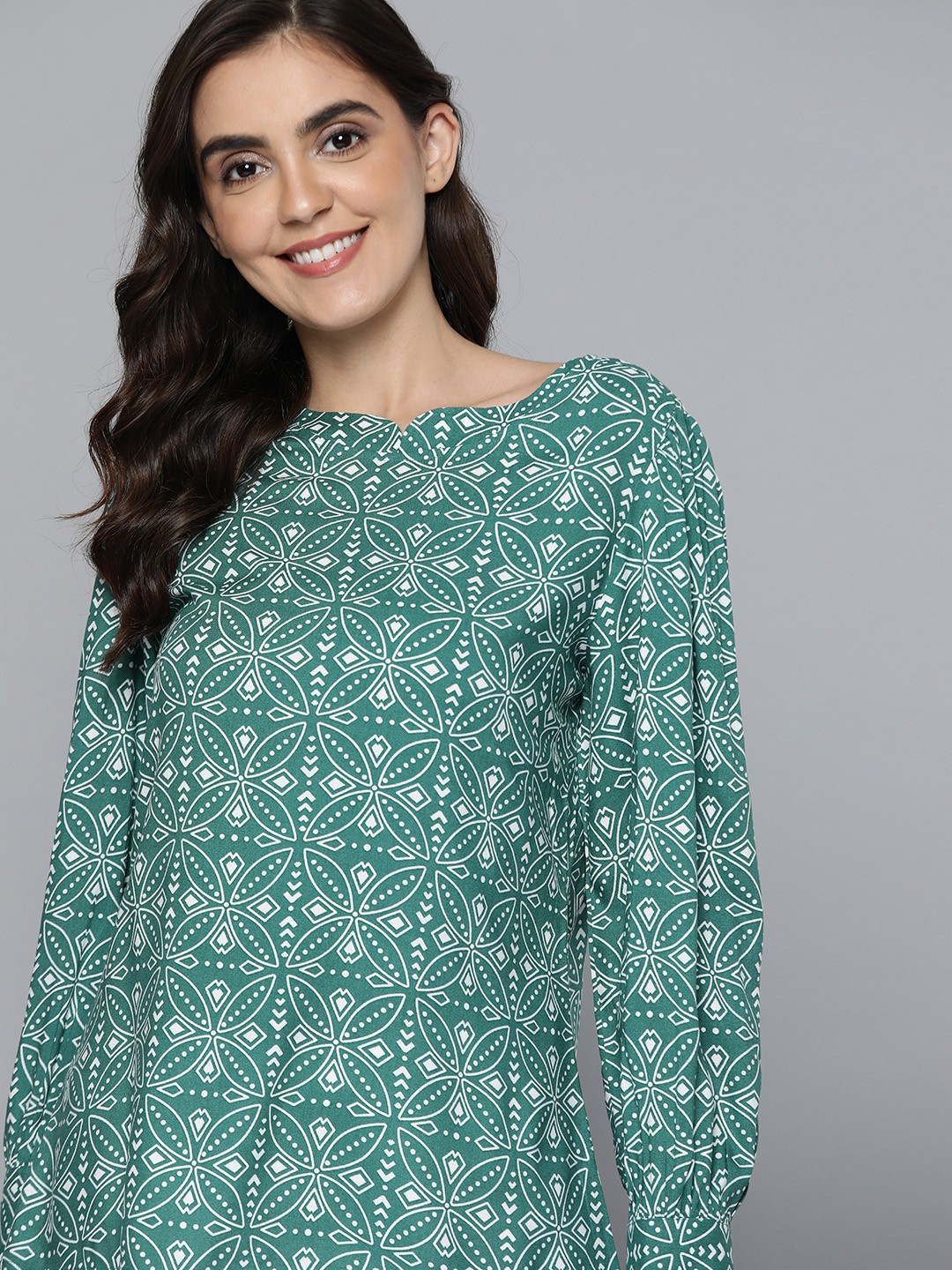 

Mast & Harbour Women Green & White Ethnic Motifs Printed Top