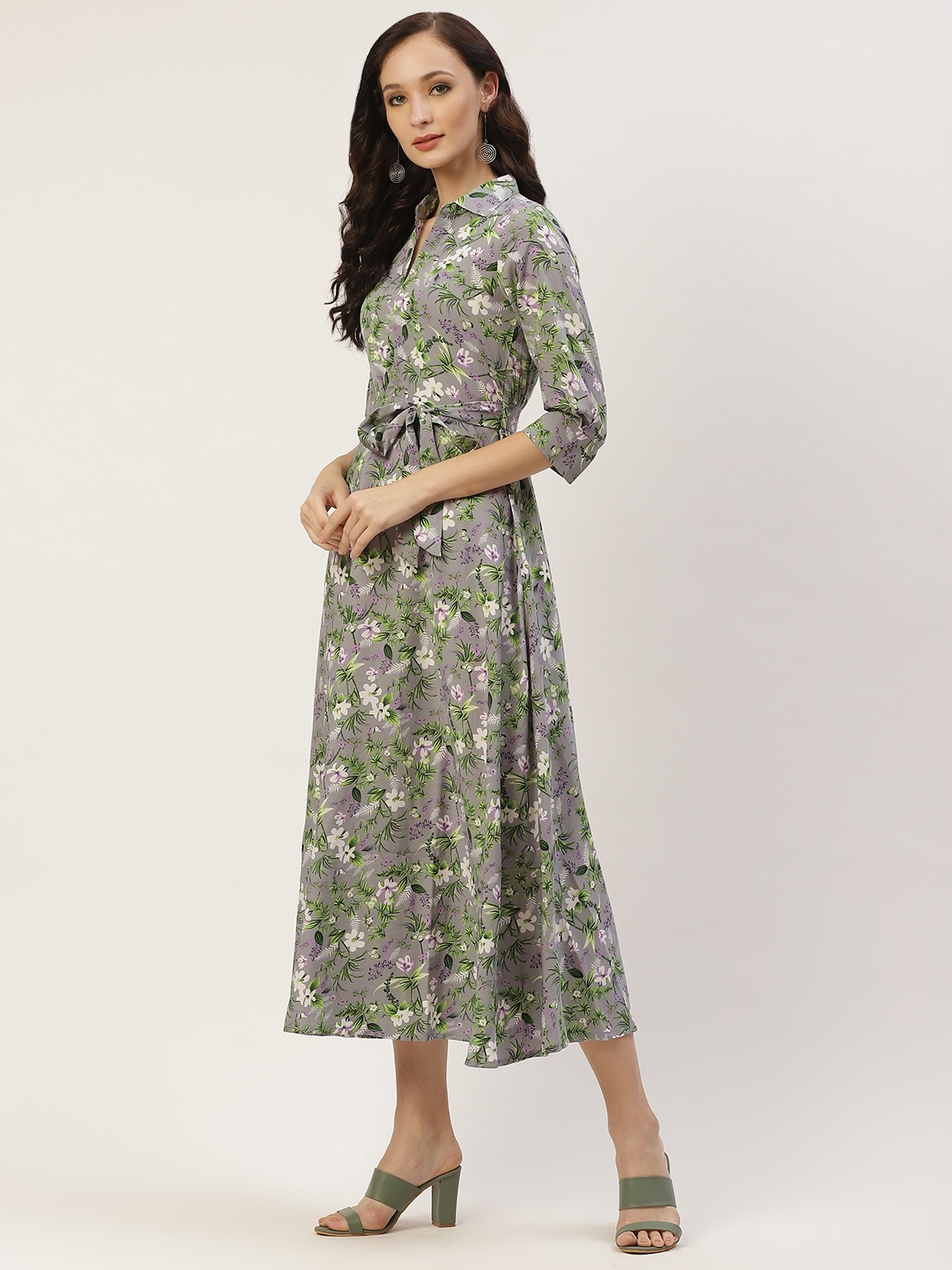 

Deewa Grey & White Floral Crepe Midi Dress