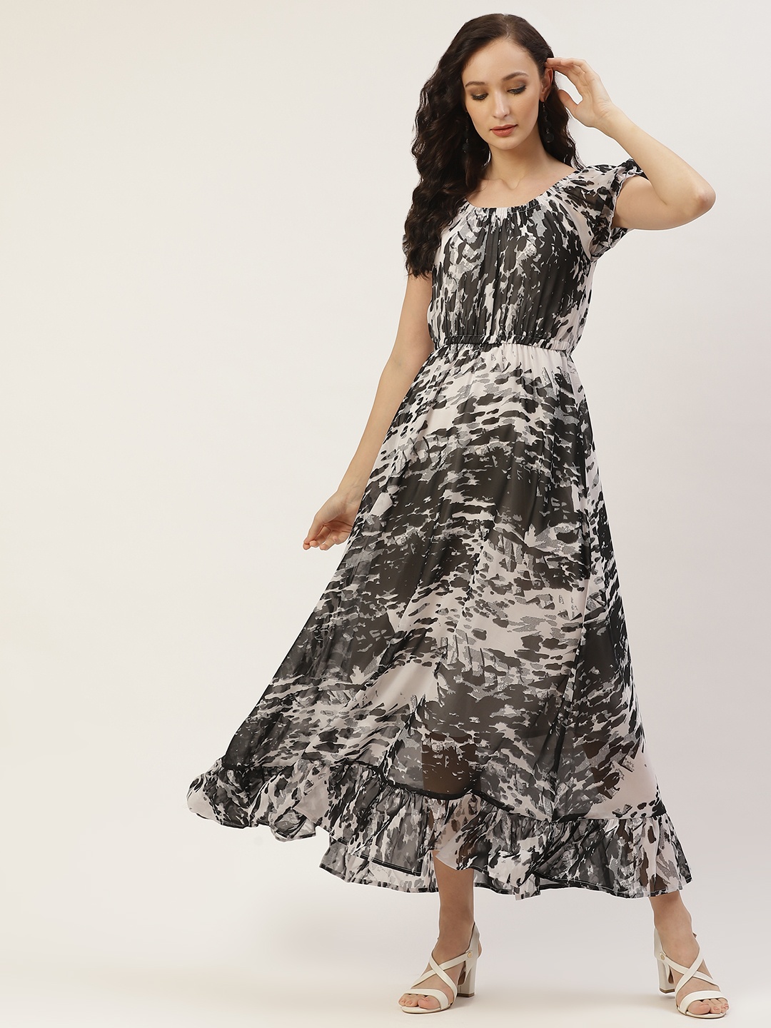 

Deewa Women Black & Grey Abstract Print Maxi Dress