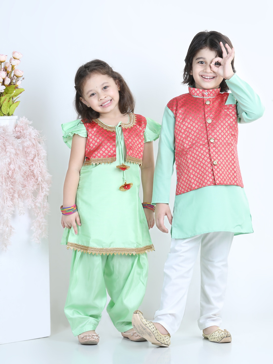 

BownBee Girls Green Embroidered Gotta Patti Kurti with Salwar
