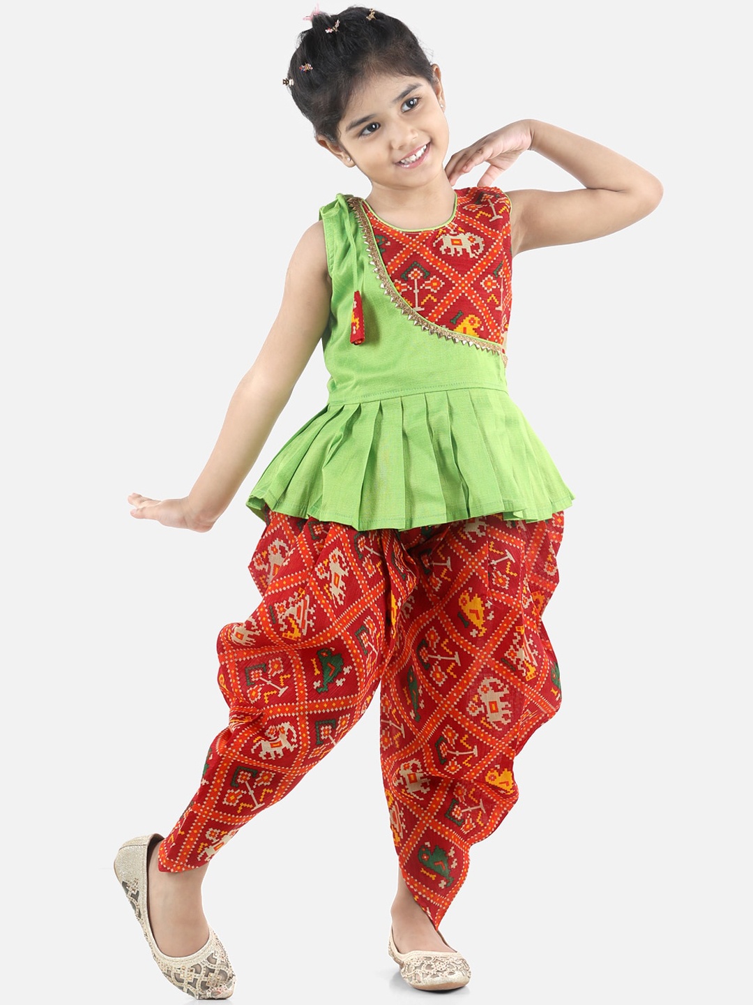 

BownBee Girls Green & Red Embroidered Pleated Kurti with Dhoti Pants